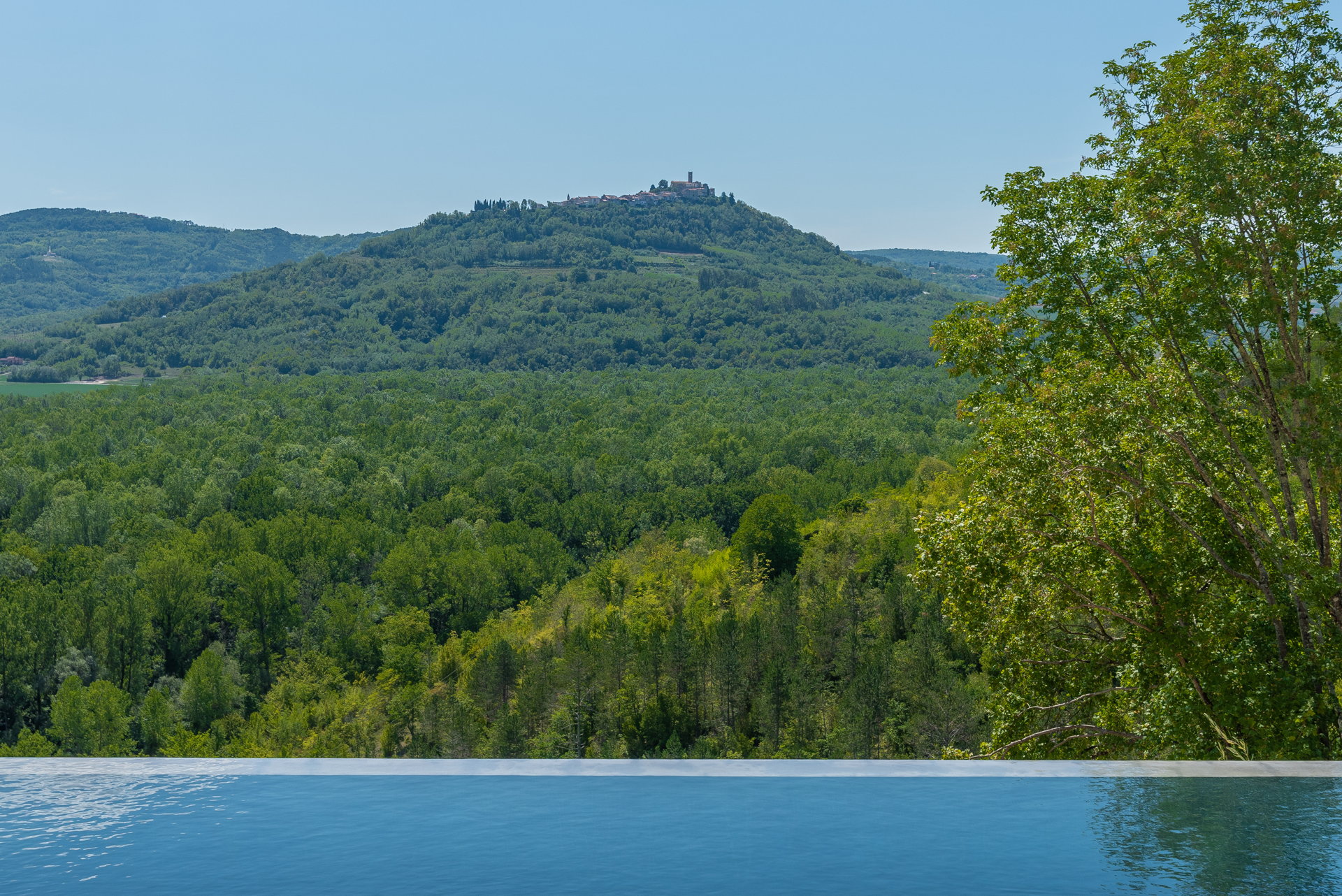Villa Paradise Found with Pool