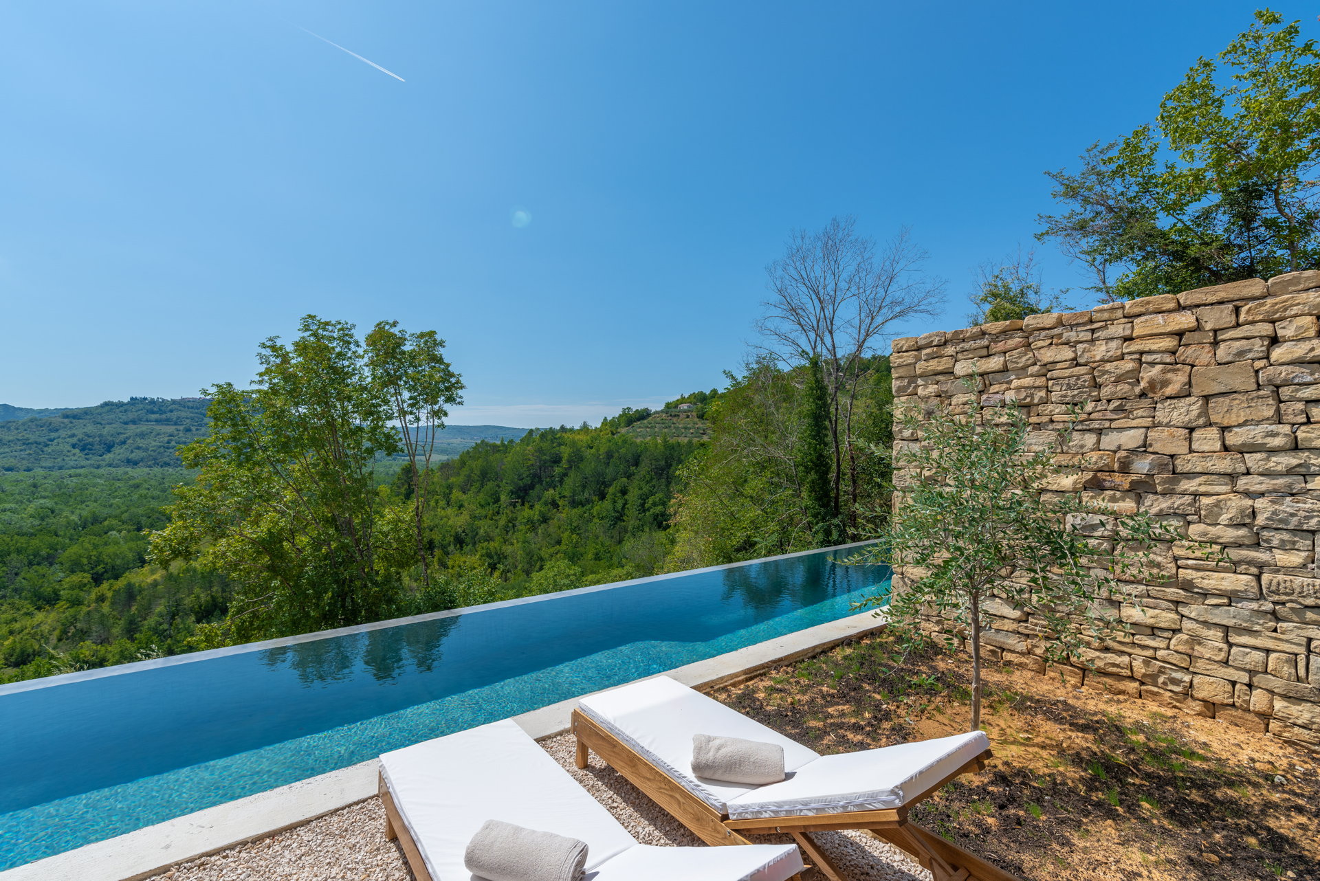 Villa Paradise Found with Pool