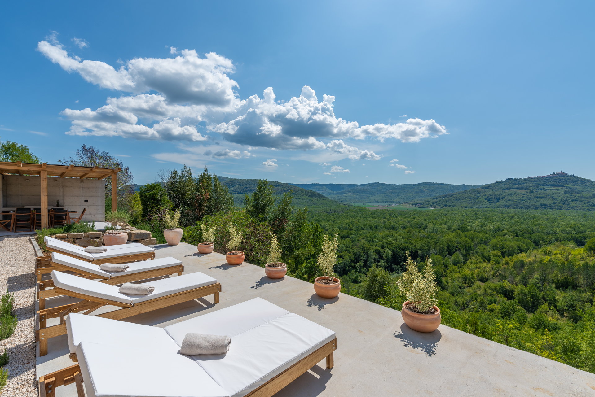 Villa Paradise Found with Pool