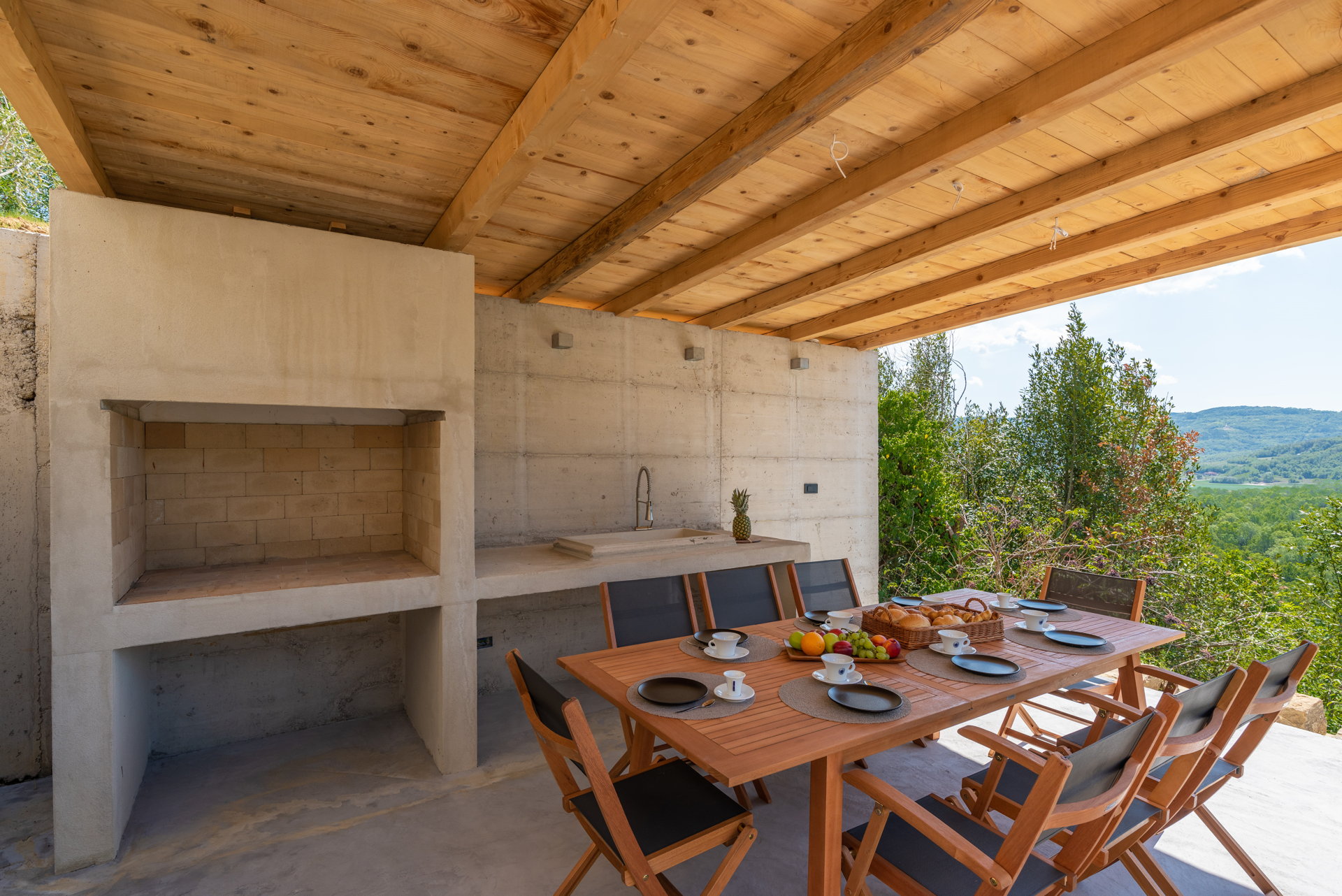 Villa Paradise Found with Pool