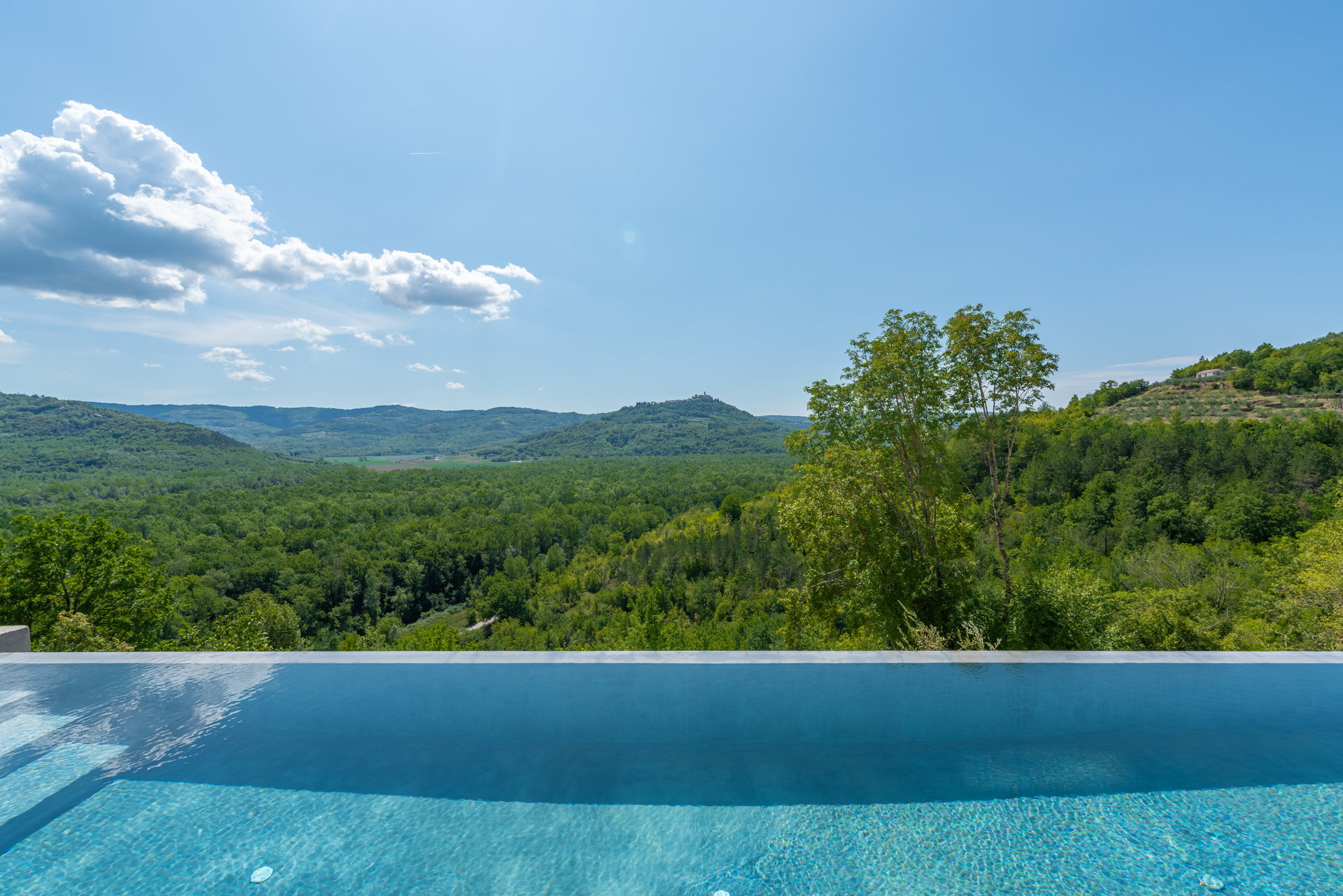 Villa Paradise Found with Pool