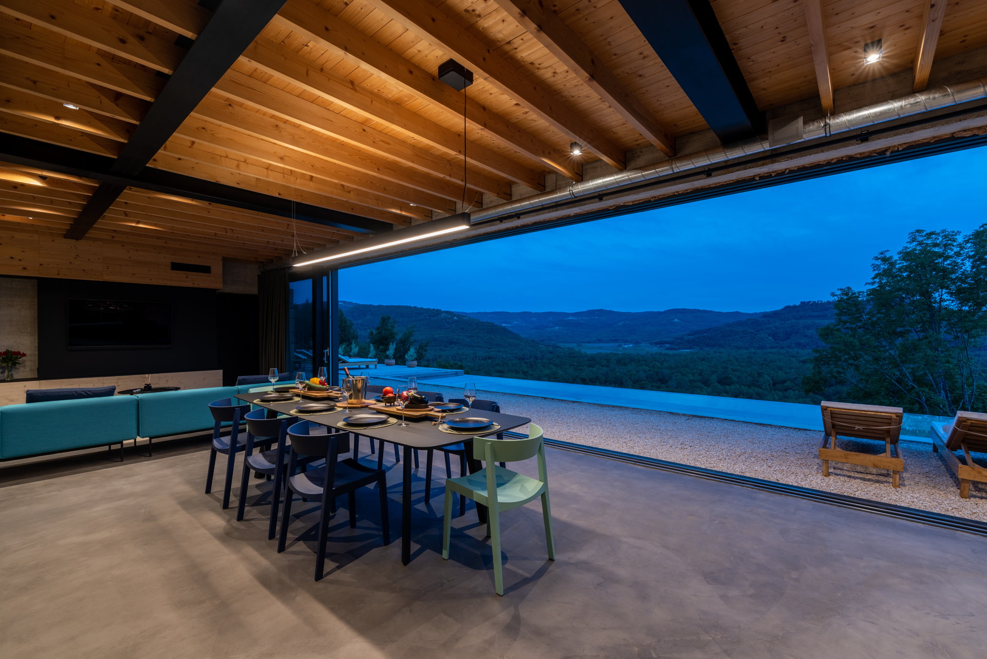 Villa Paradise Found with Pool