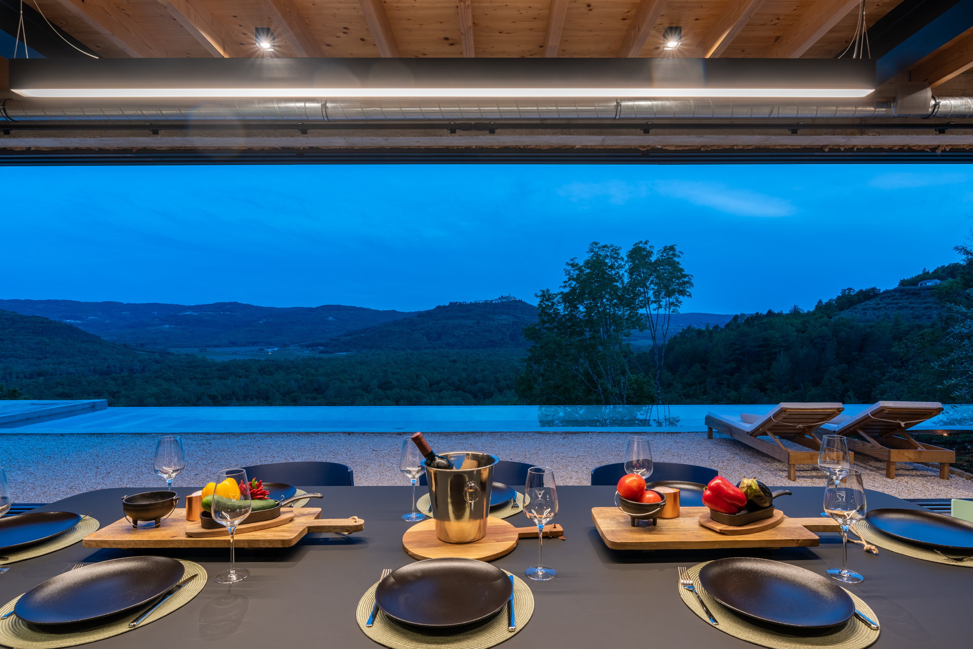 Villa Paradise Found with Pool