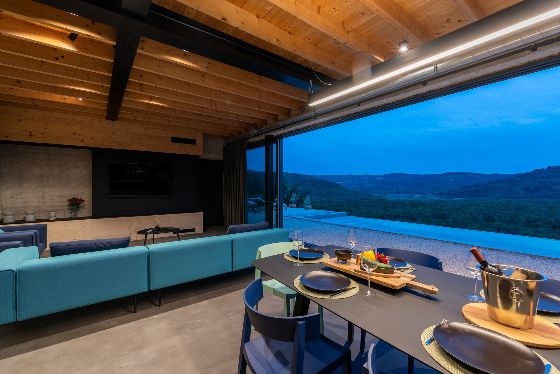 Villa Paradise Found with Pool