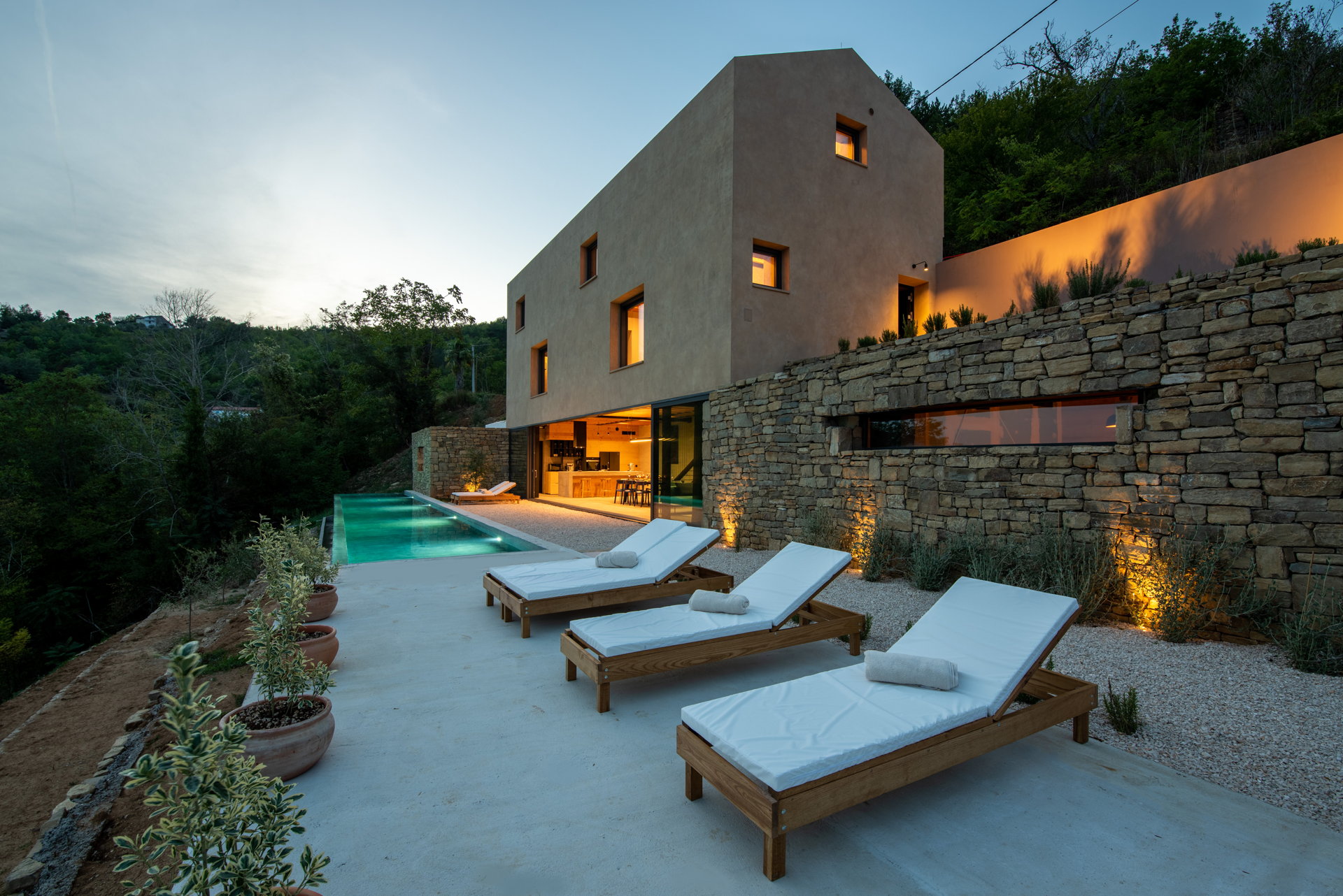 Villa Paradise Found with Pool