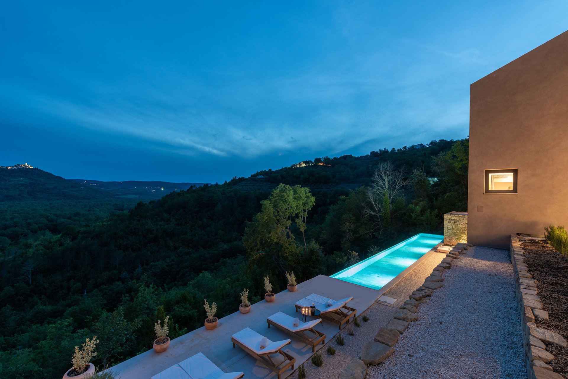 Villa Paradise Found with Pool