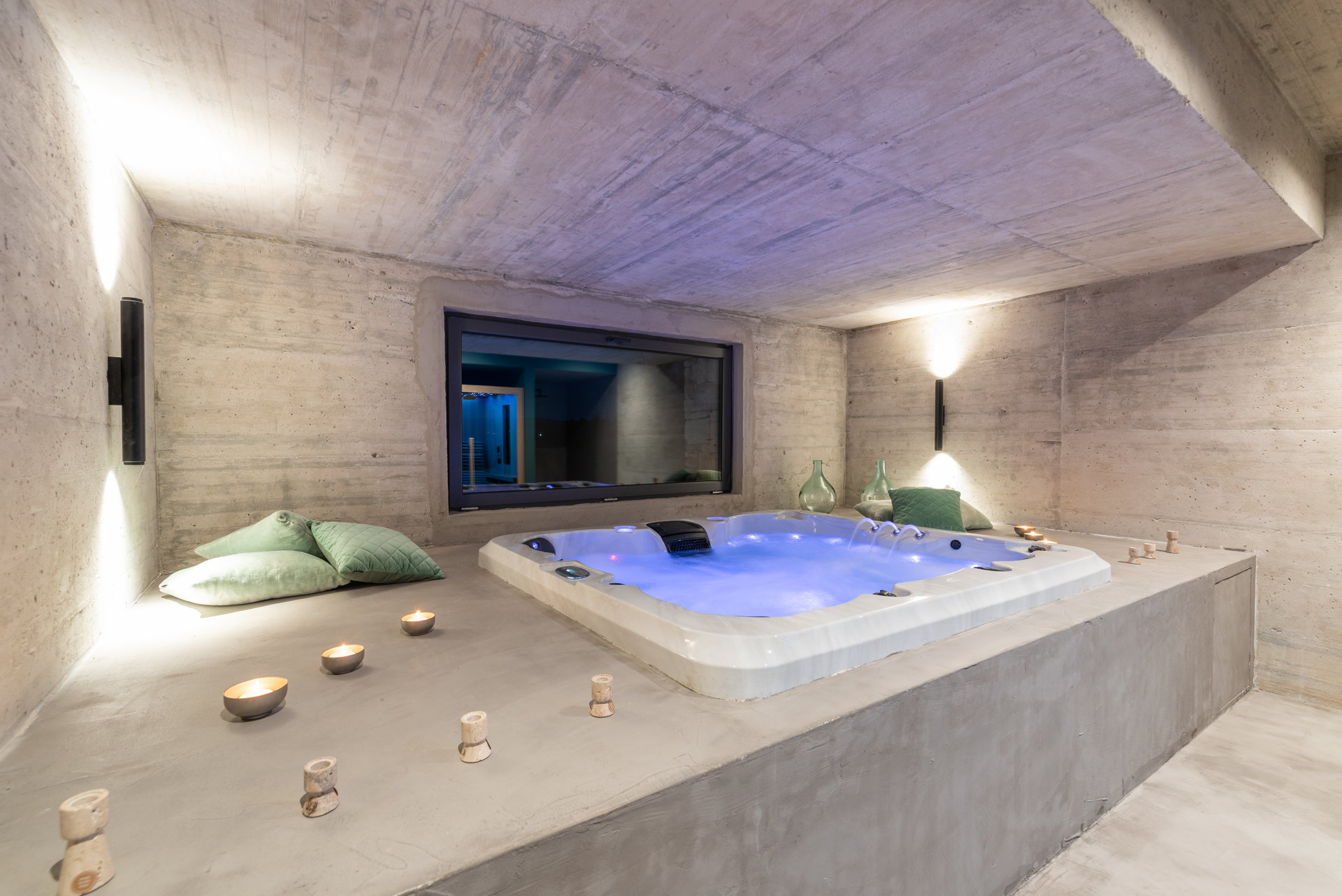 Villa Paradise Found with Pool