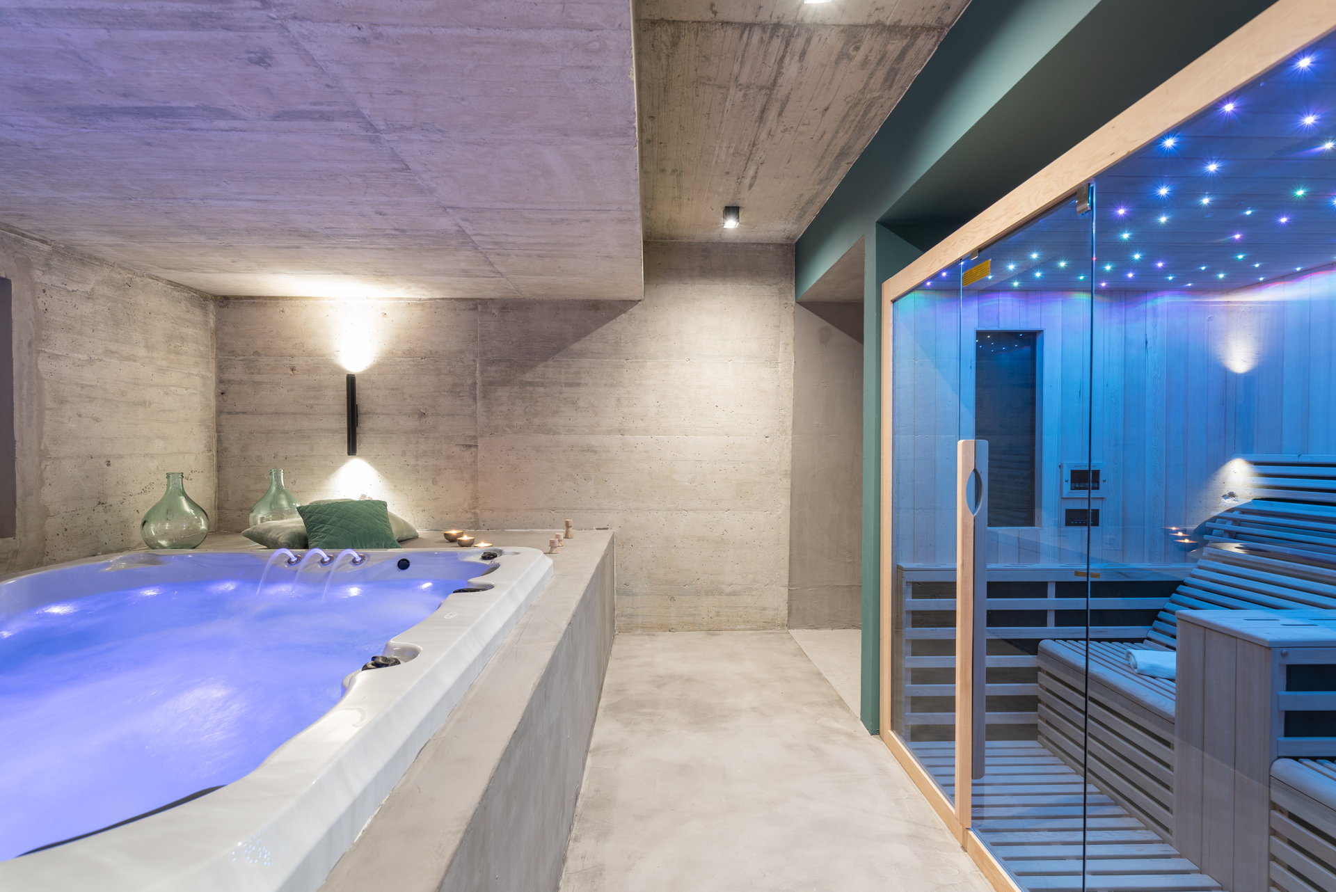 Villa Paradise Found with Pool