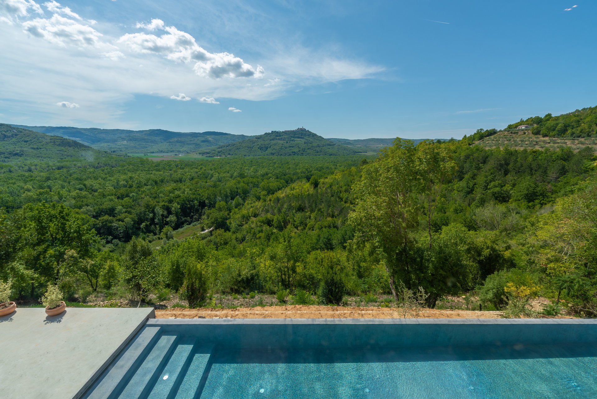 Villa Paradise Found with Pool