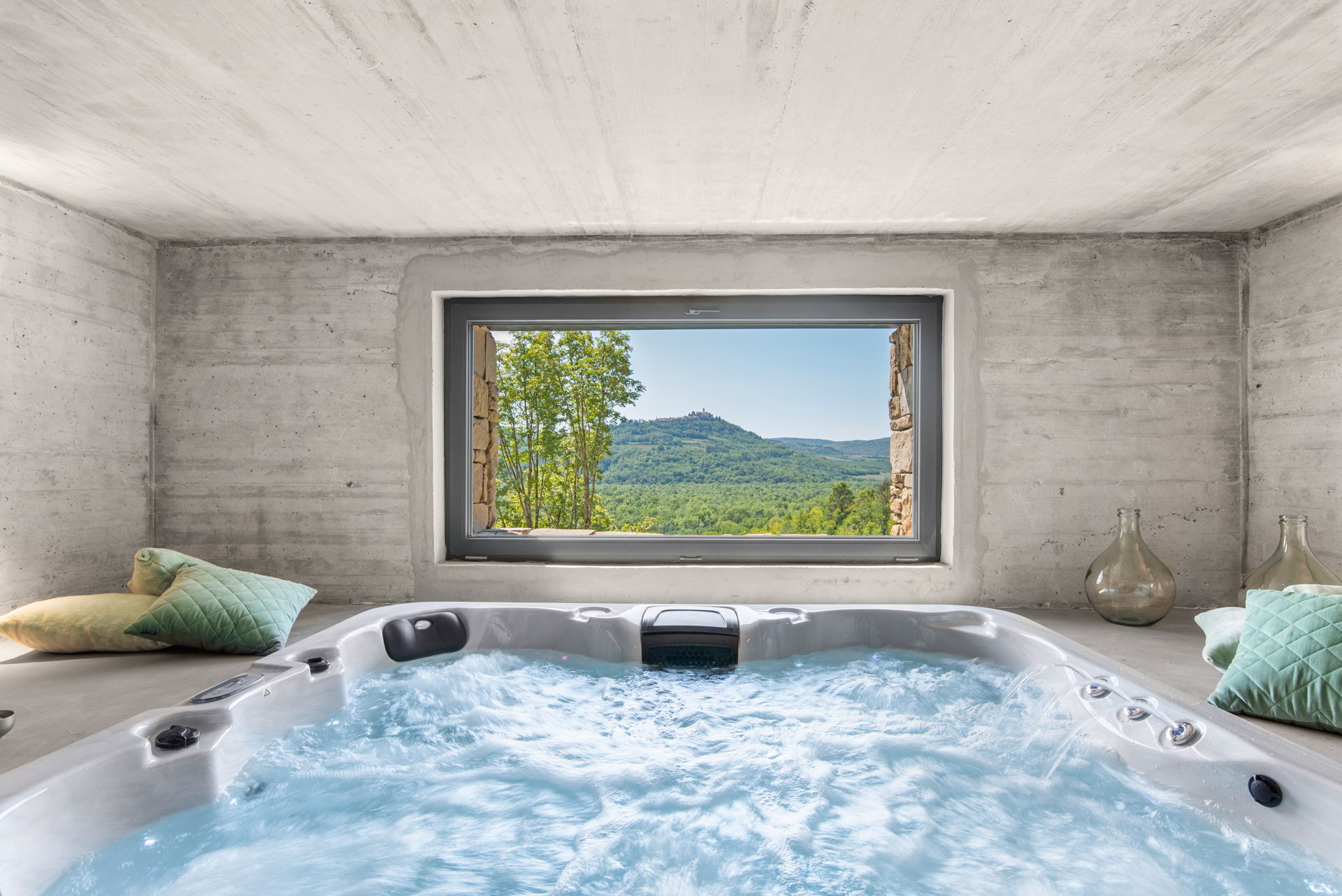Villa Paradise Found with Pool