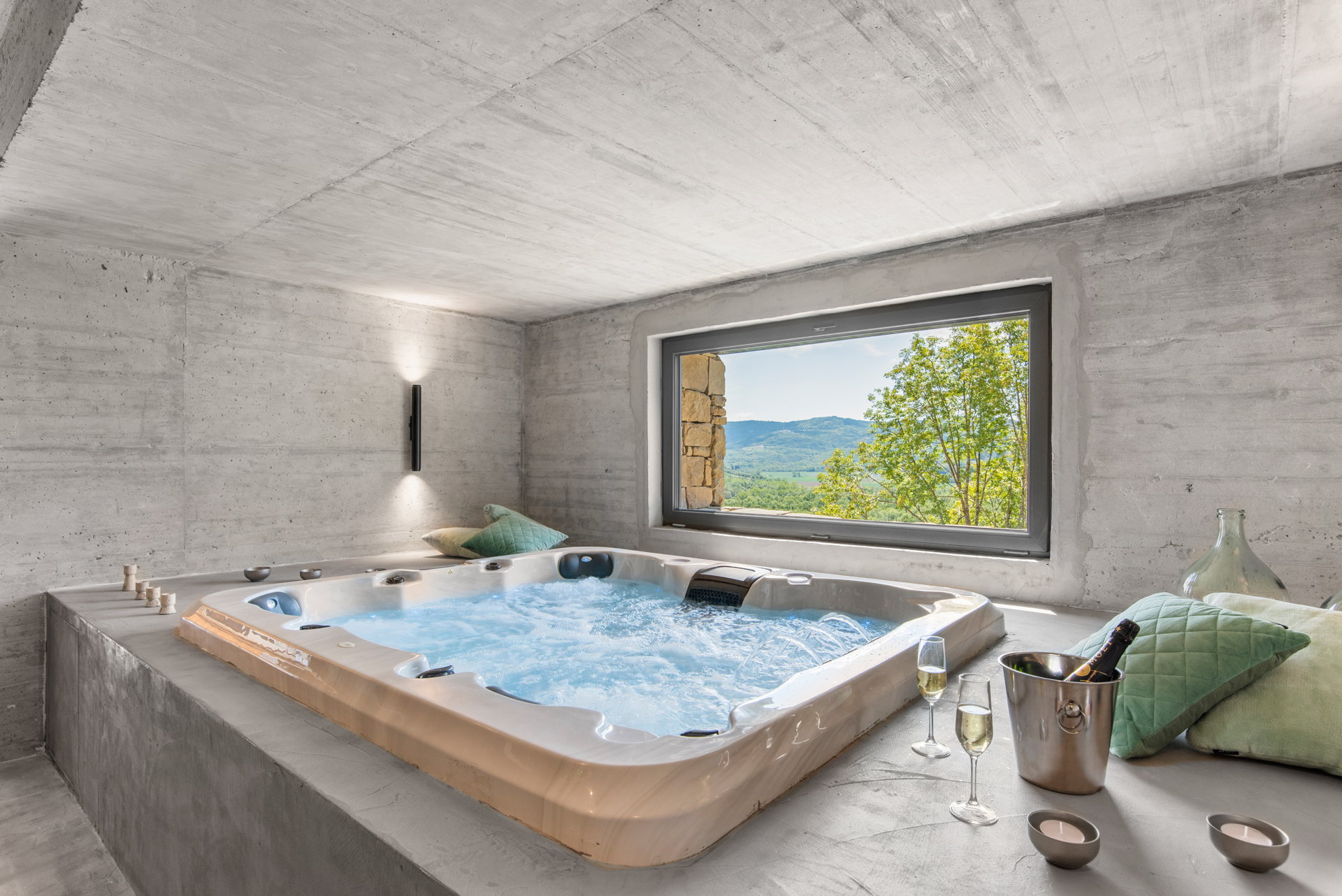 Villa Paradise Found with Pool