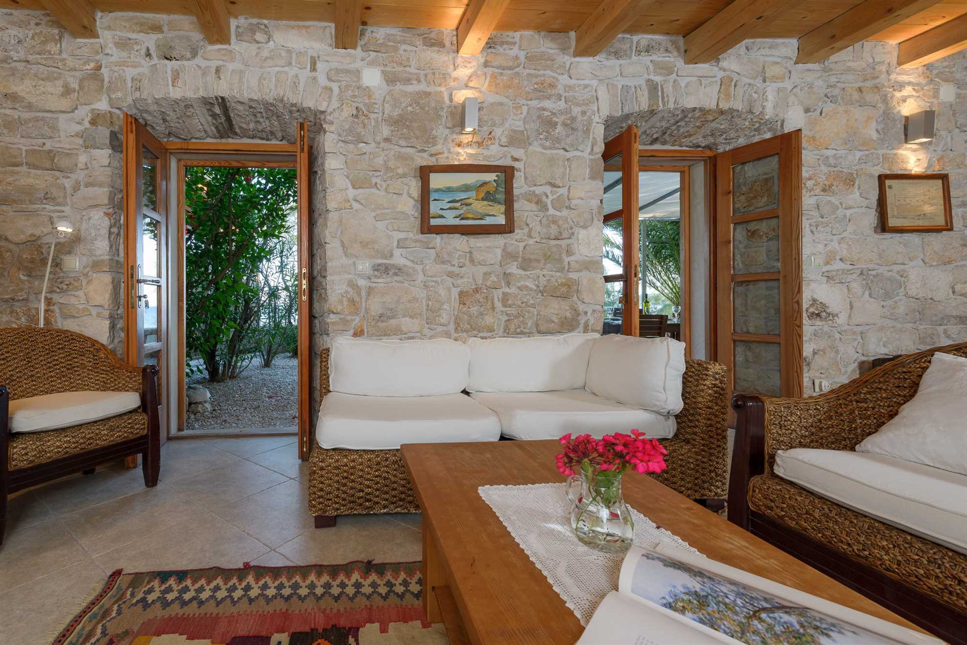 Villa de Maris with Swimming pool