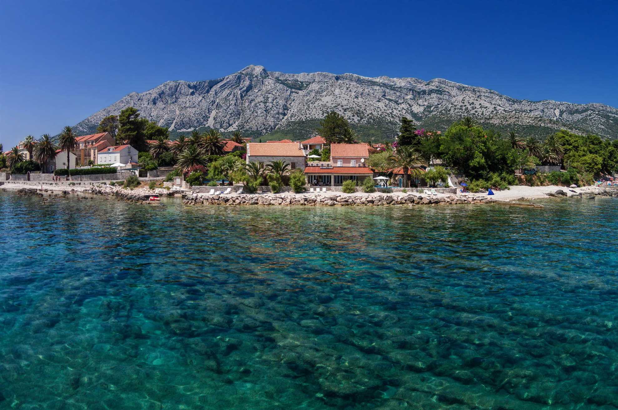 Villa de Maris with Swimming pool