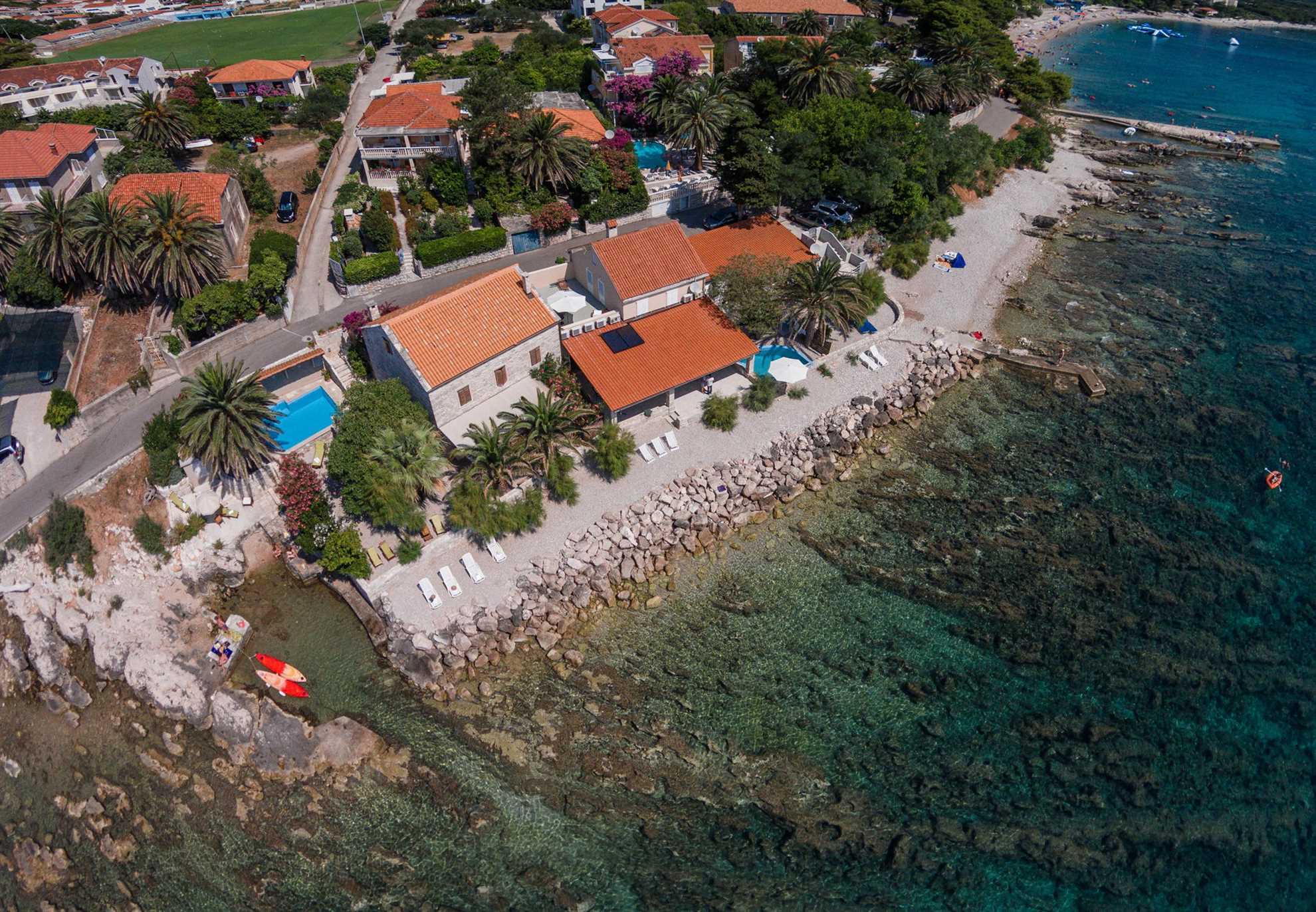 Villa de Maris with Swimming pool