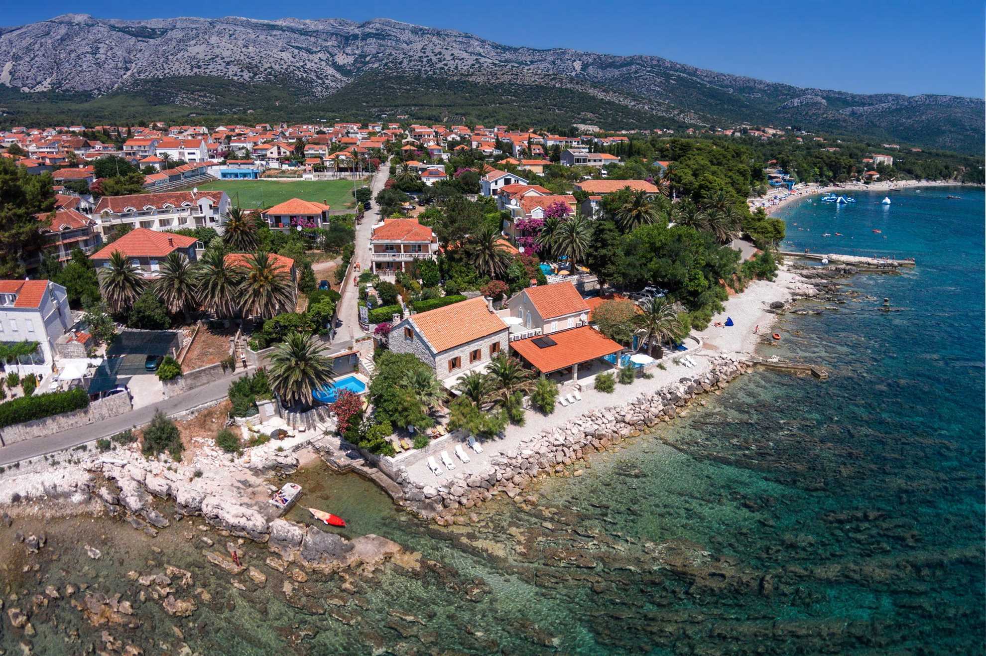 Villa de Maris with Swimming pool
