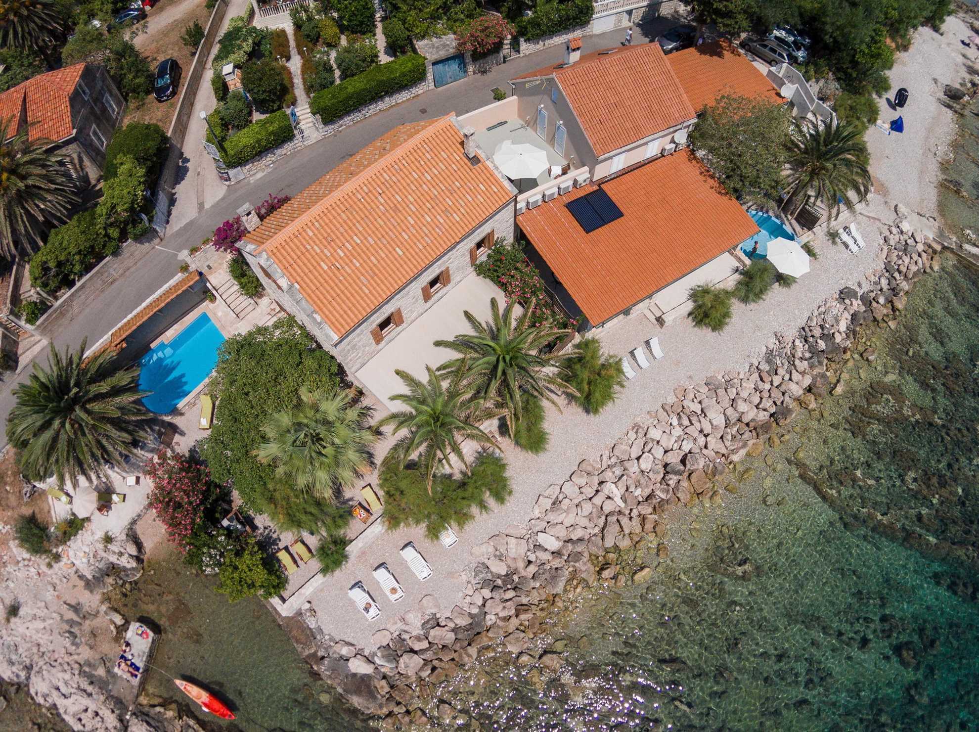 Villa de Maris with Swimming pool