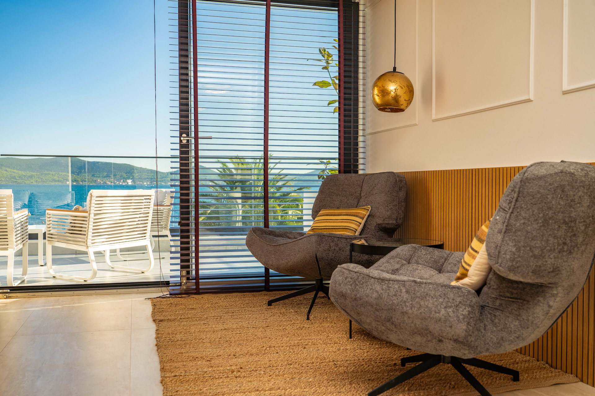 Beachfront Villa Blue Melody with Pool
