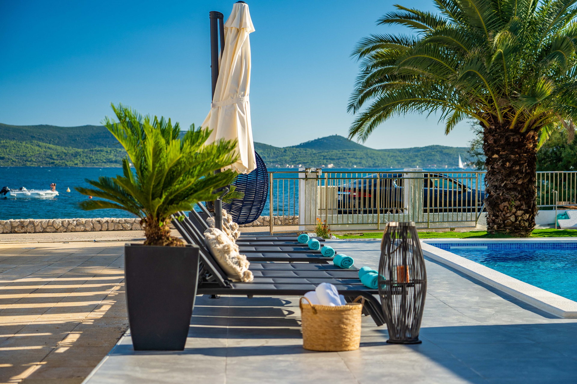 Beachfront Villa Blue Melody with Pool