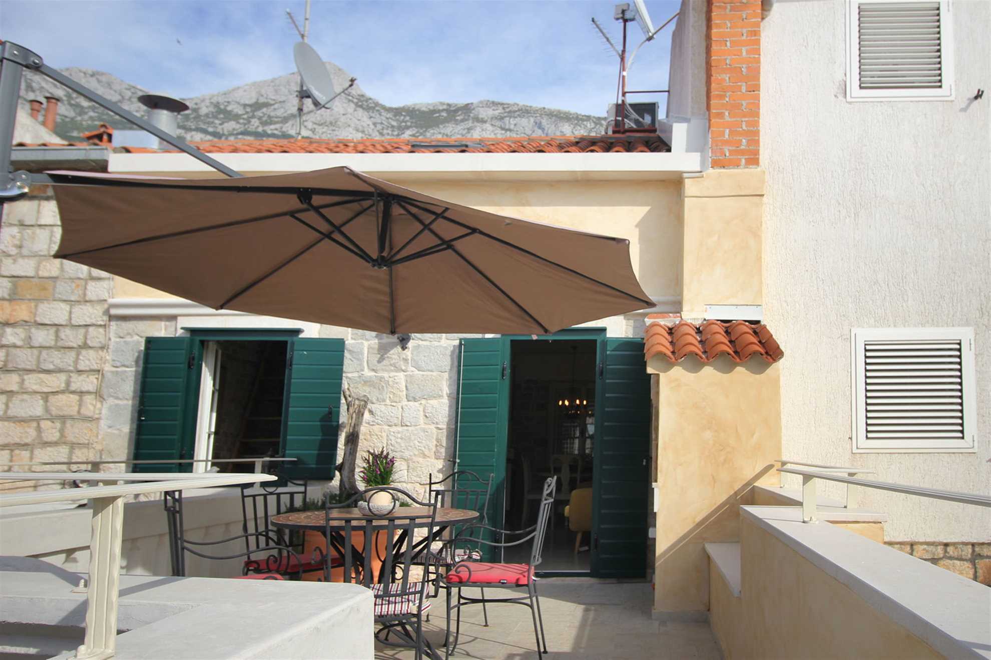 Villa Dalmatian Heritage in City Center