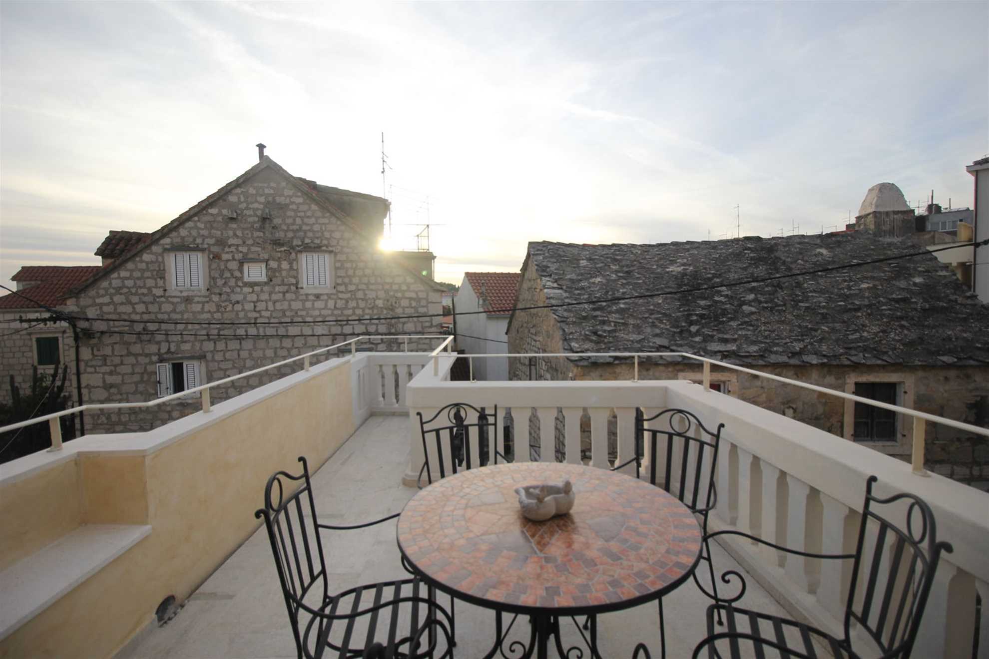 Villa Dalmatian Heritage in City Center