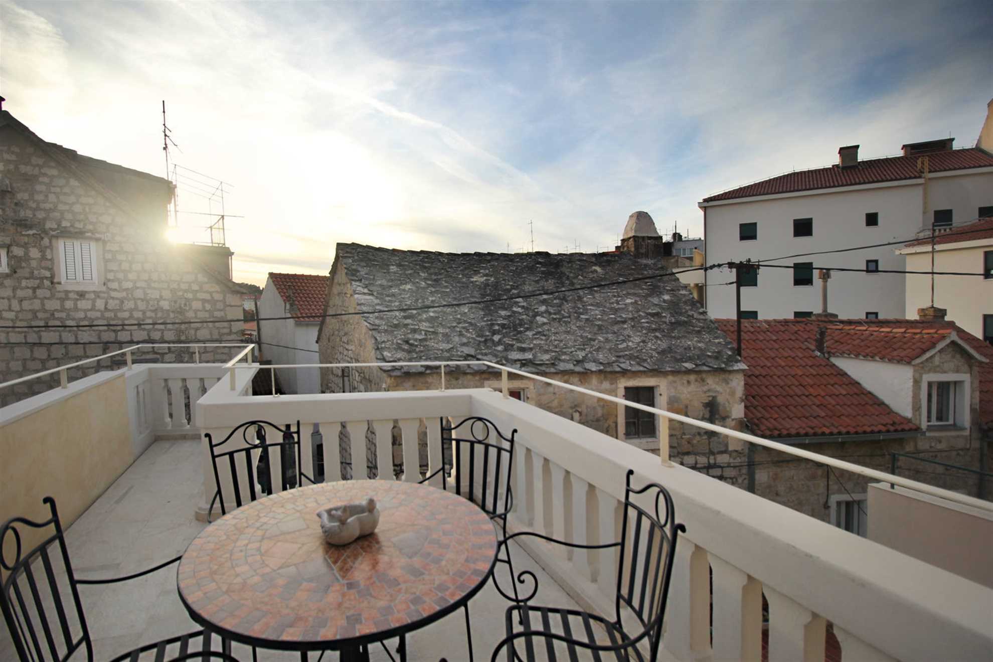 Villa Dalmatian Heritage in City Center