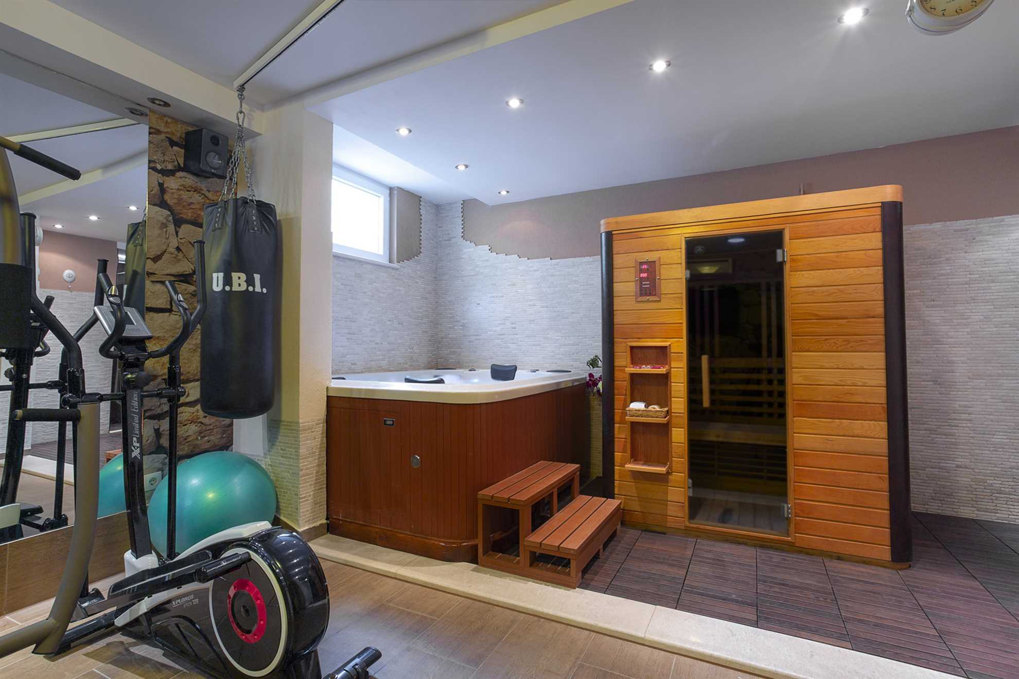 Villa Nirvana with Swimming Pool