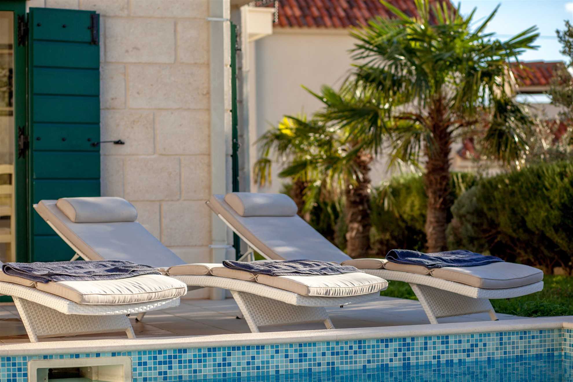 Villa Nirvana with Swimming Pool