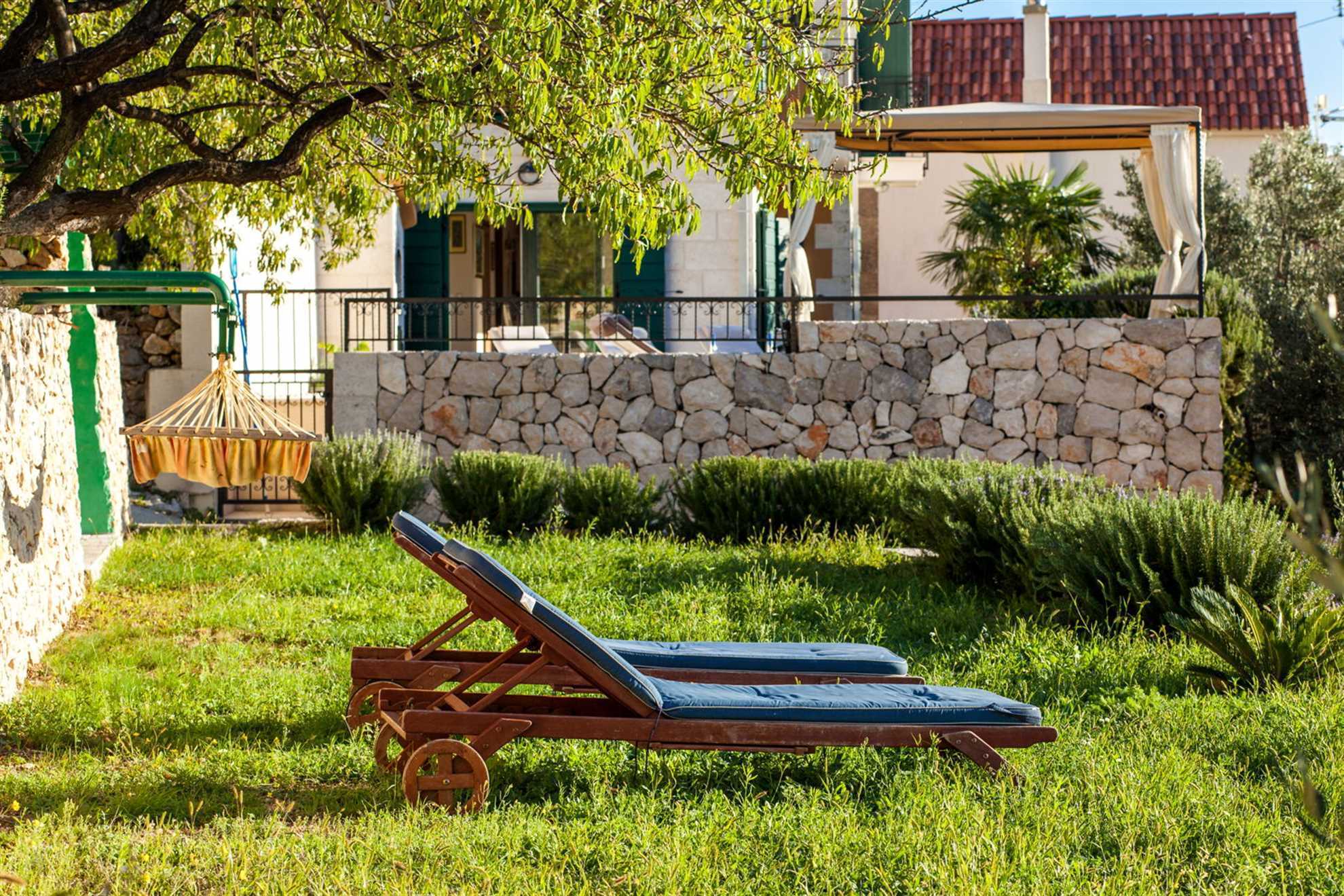 Villa Nirvana with Swimming Pool