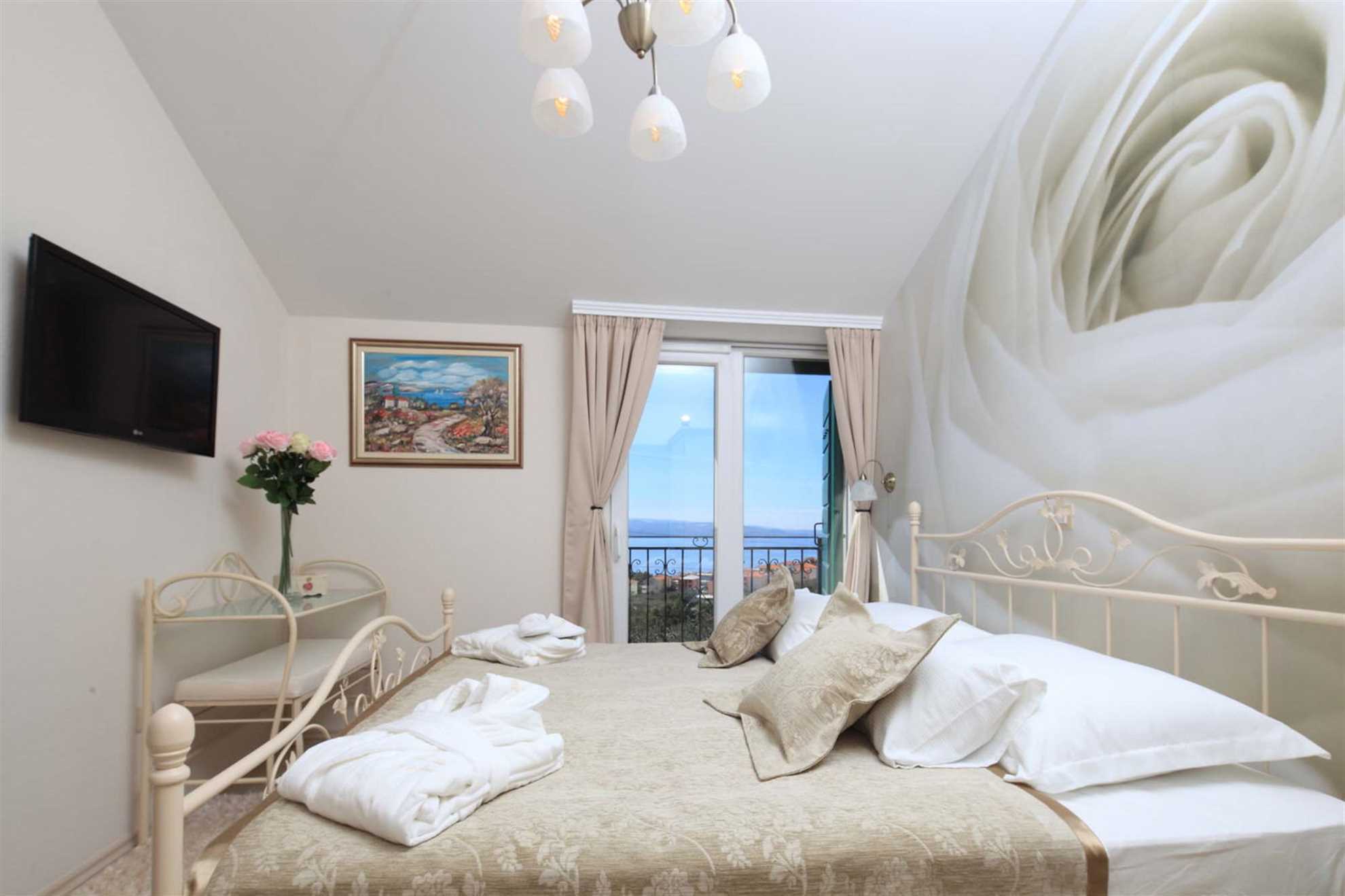 Villa Nirvana with Swimming Pool