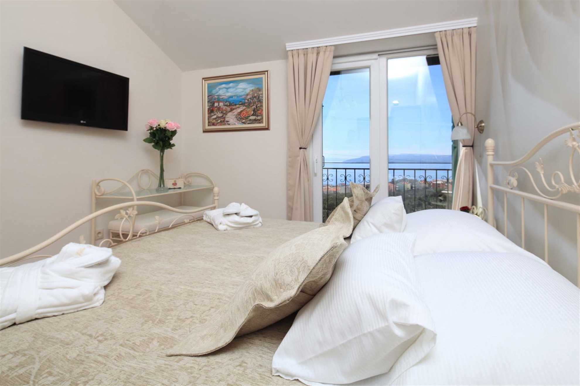 Villa Nirvana with Swimming Pool