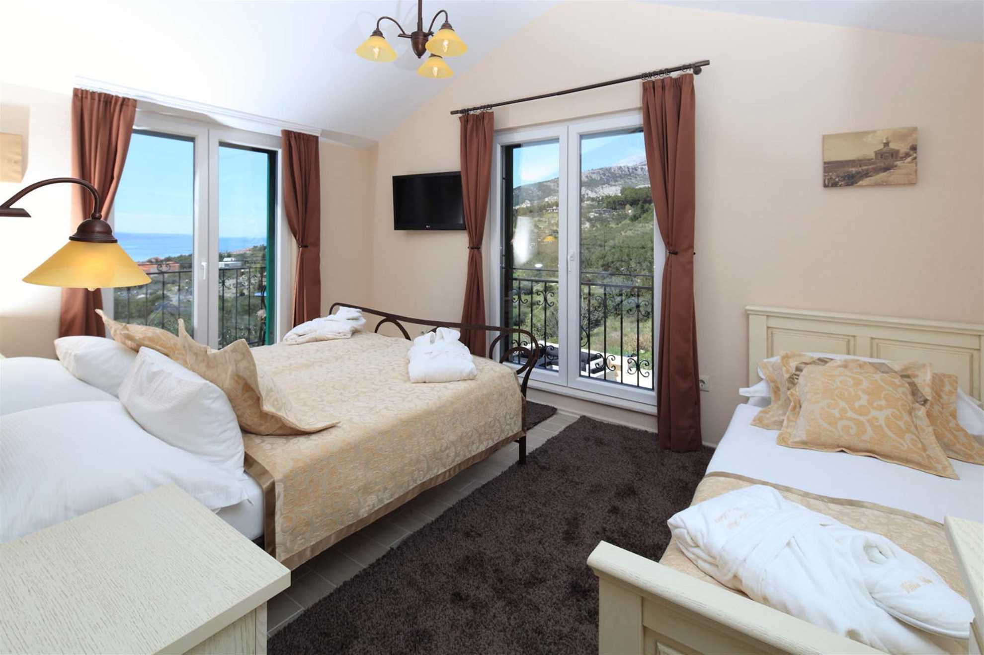 Villa Nirvana with Swimming Pool