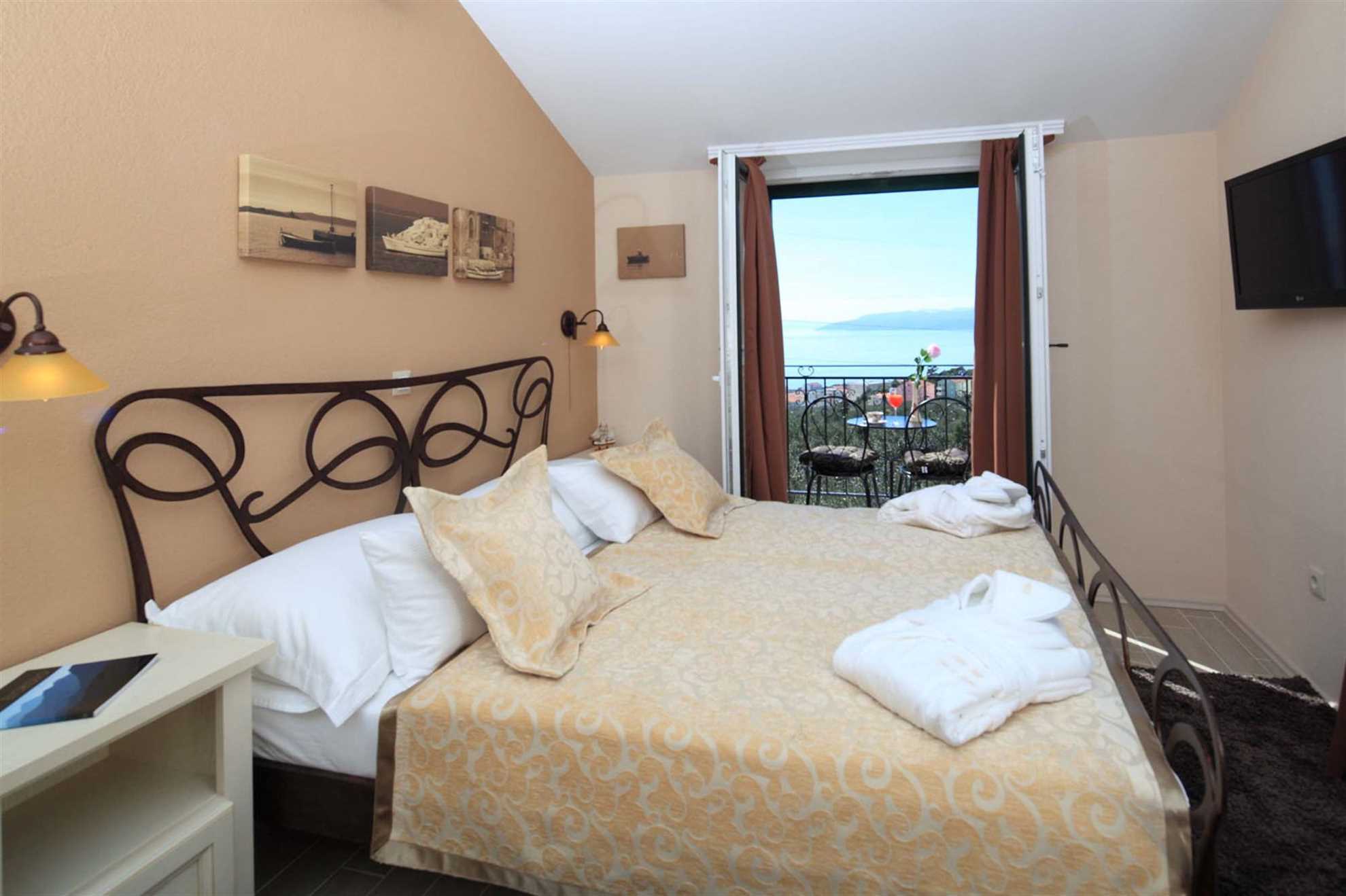 Villa Nirvana with Swimming Pool