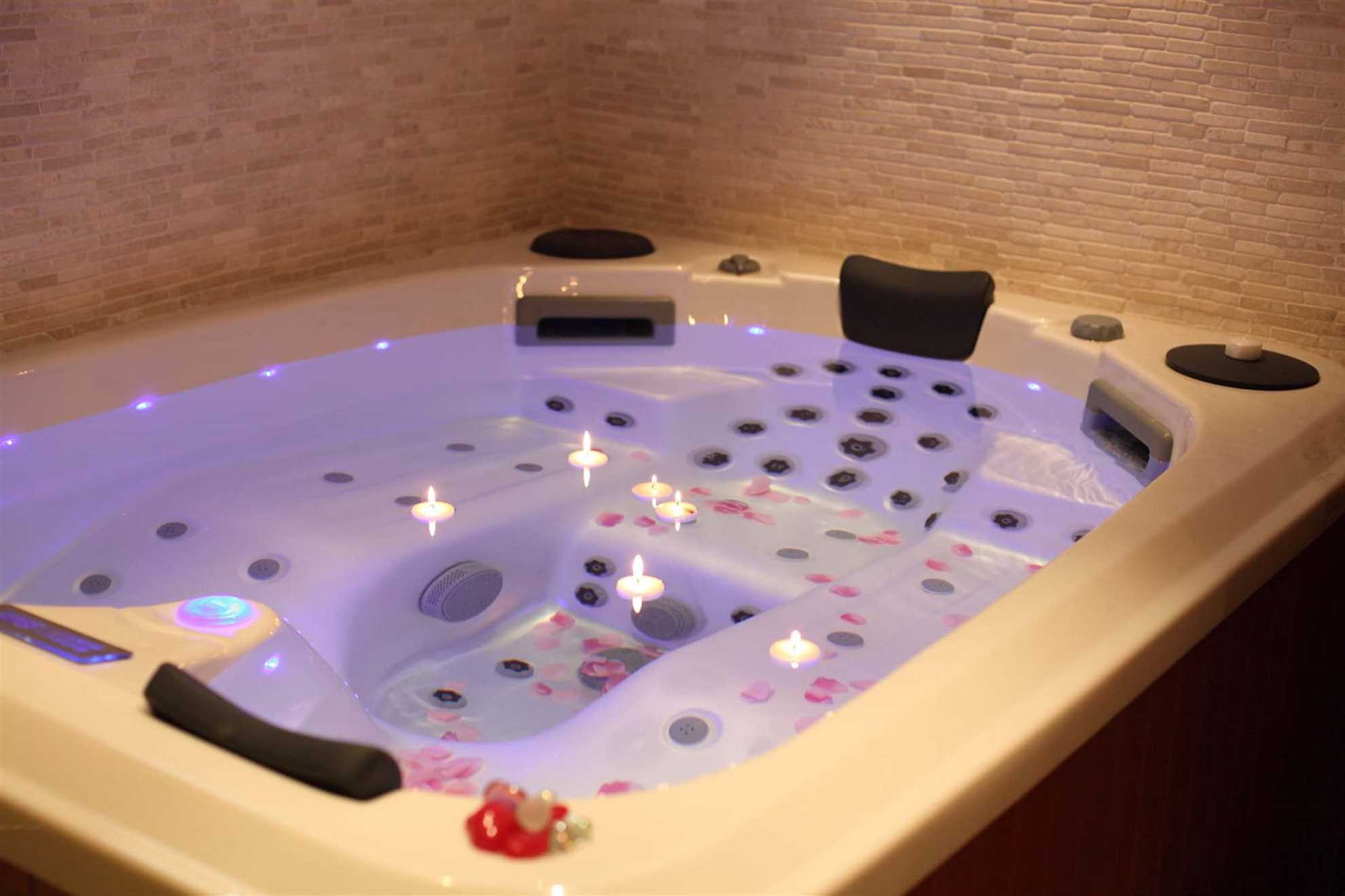 Villa Nirvana with Swimming Pool