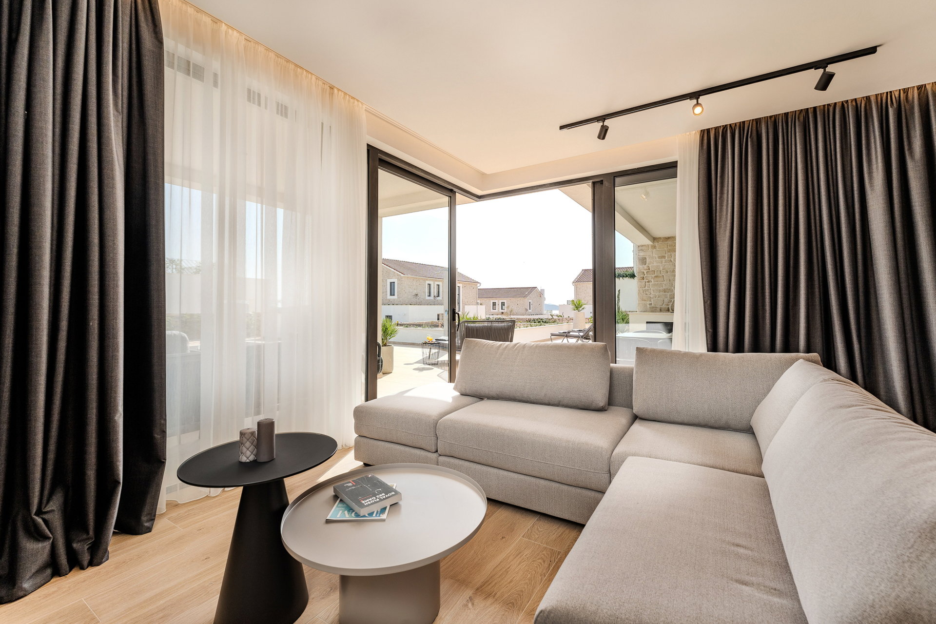 Luxury Villa Waterlily with Pool