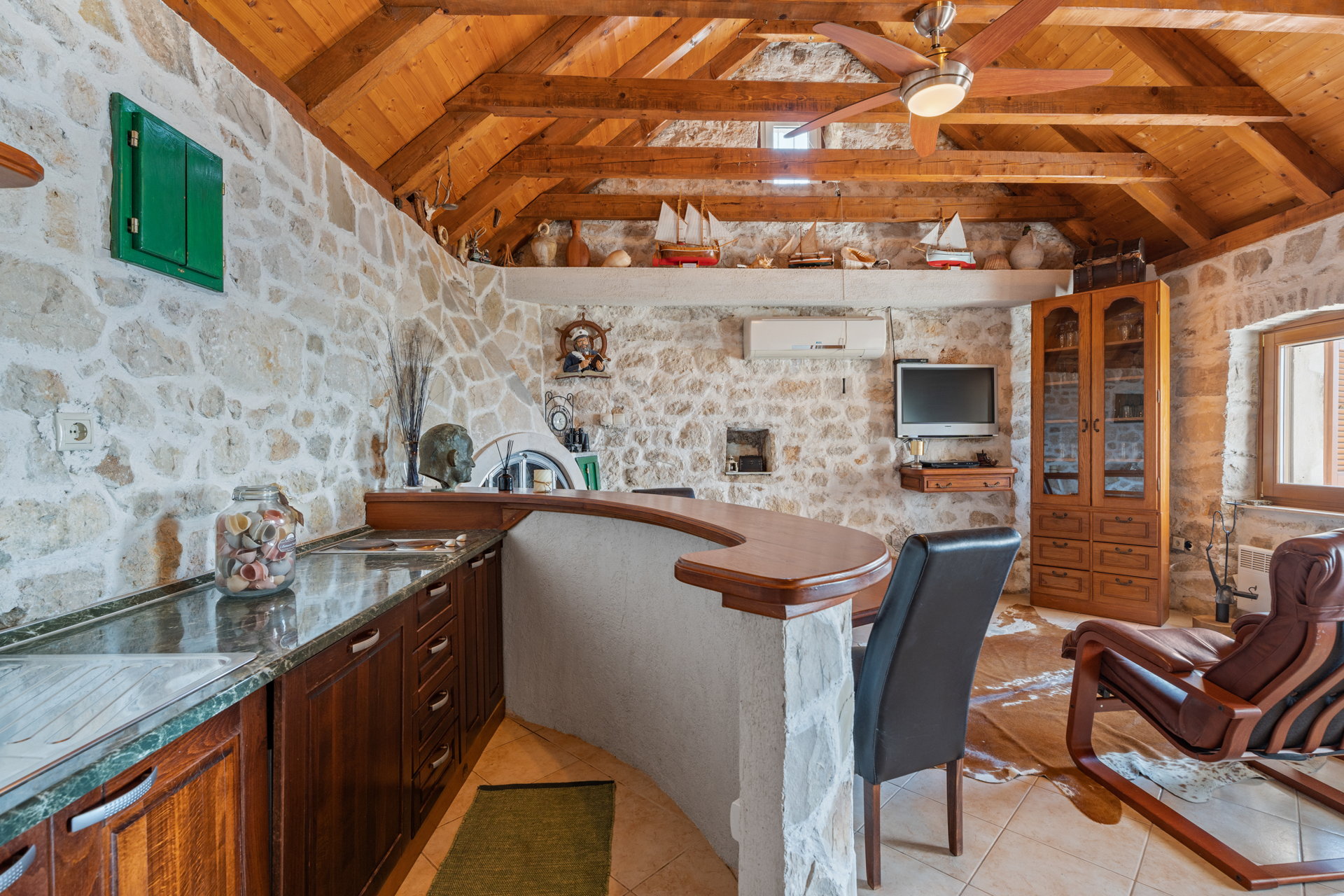 Villa La Rustica with Pool
