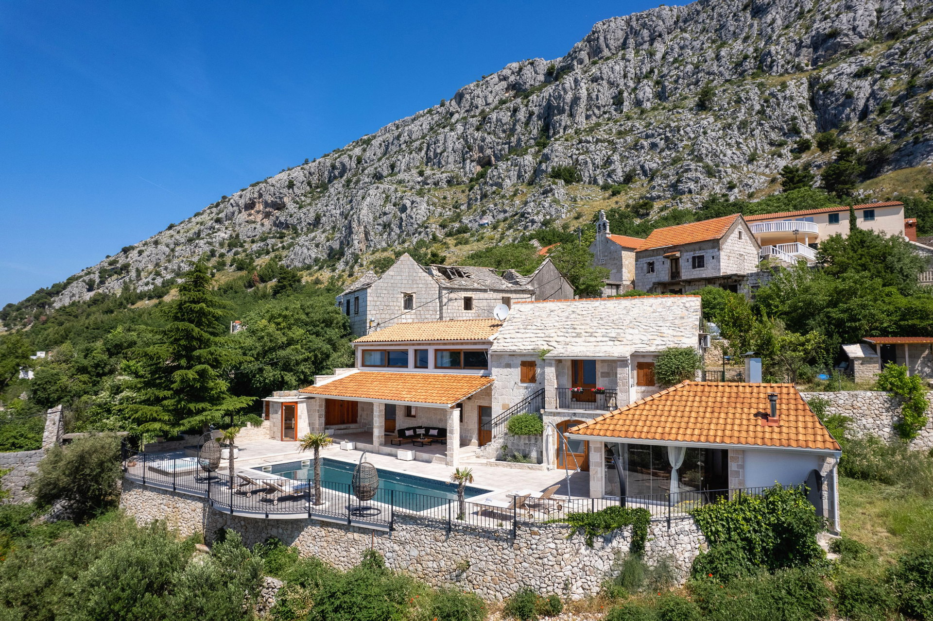Villa La Rustica with Pool