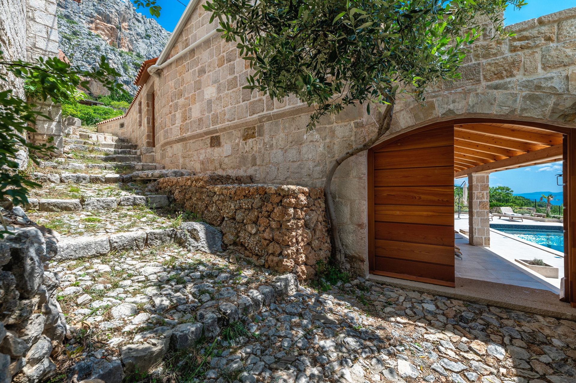 Villa La Rustica with Pool