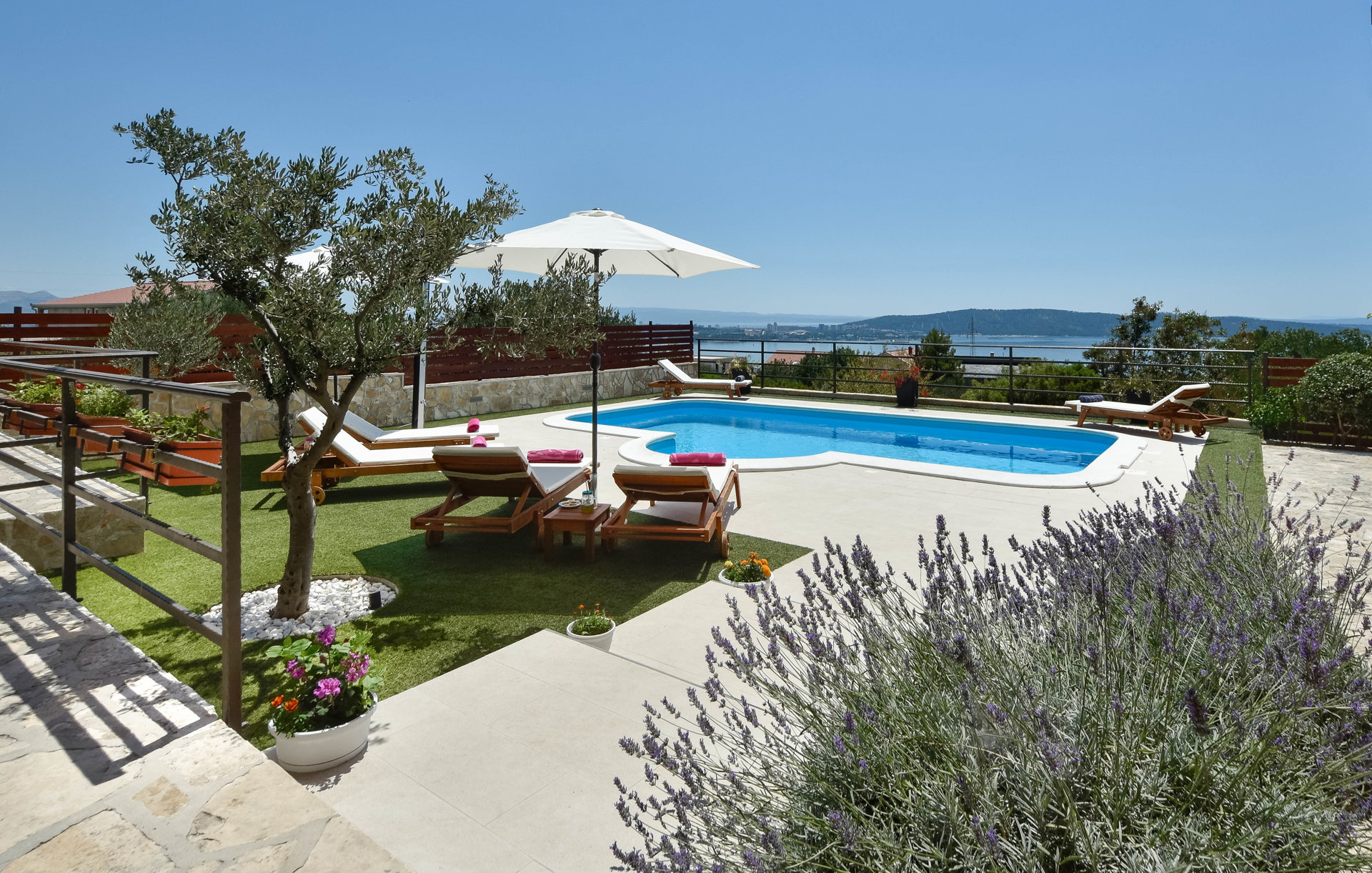 Holiday Home Flamina with Pool