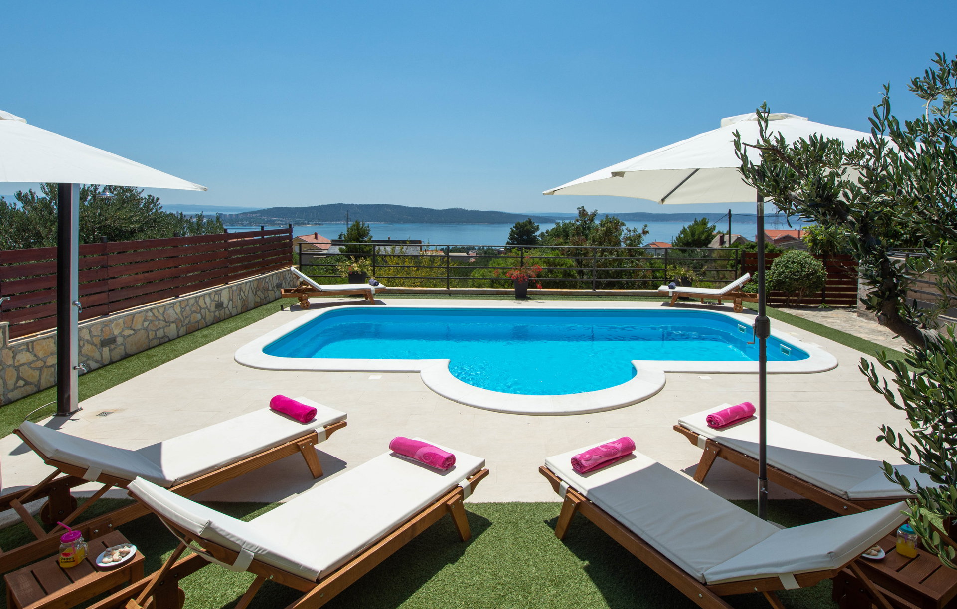 Holiday Home Flamina with Pool