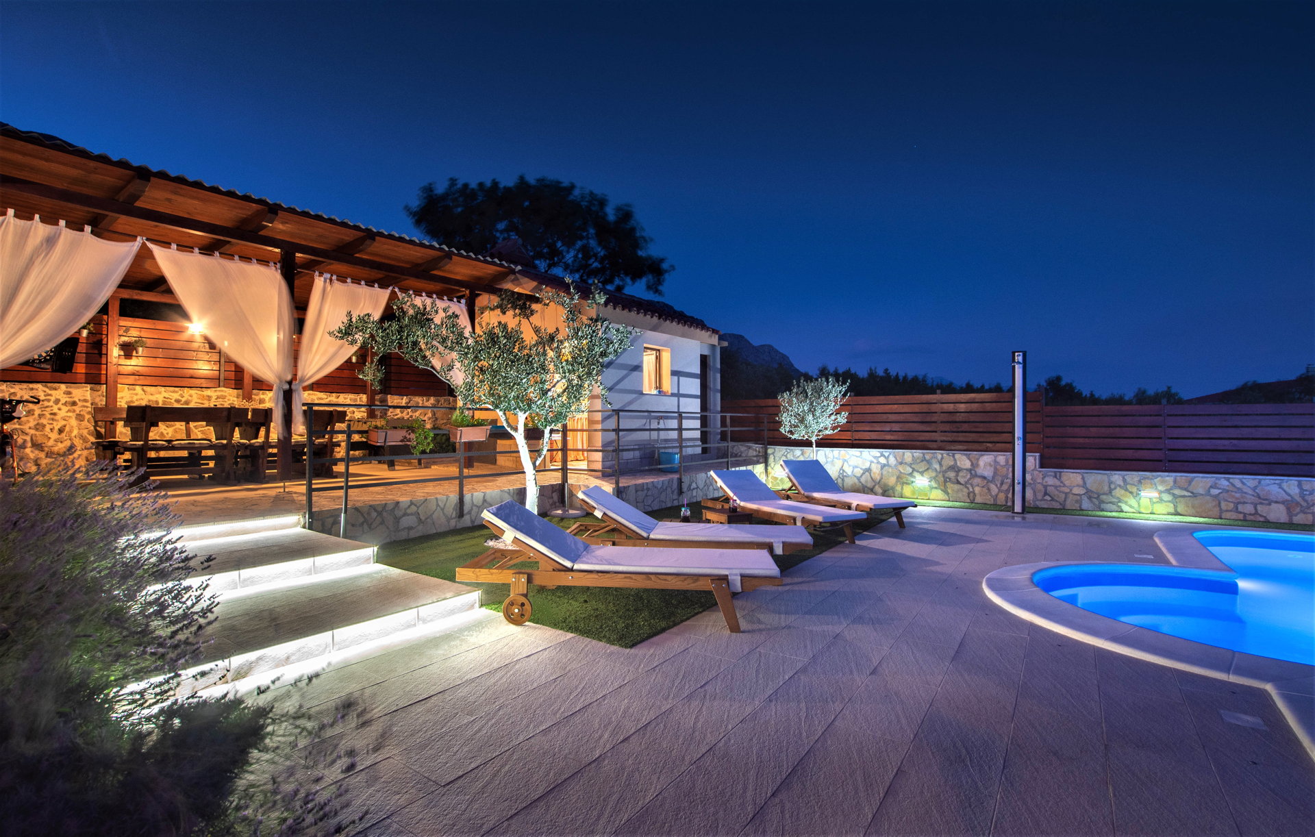 Holiday Home Flamina with Pool