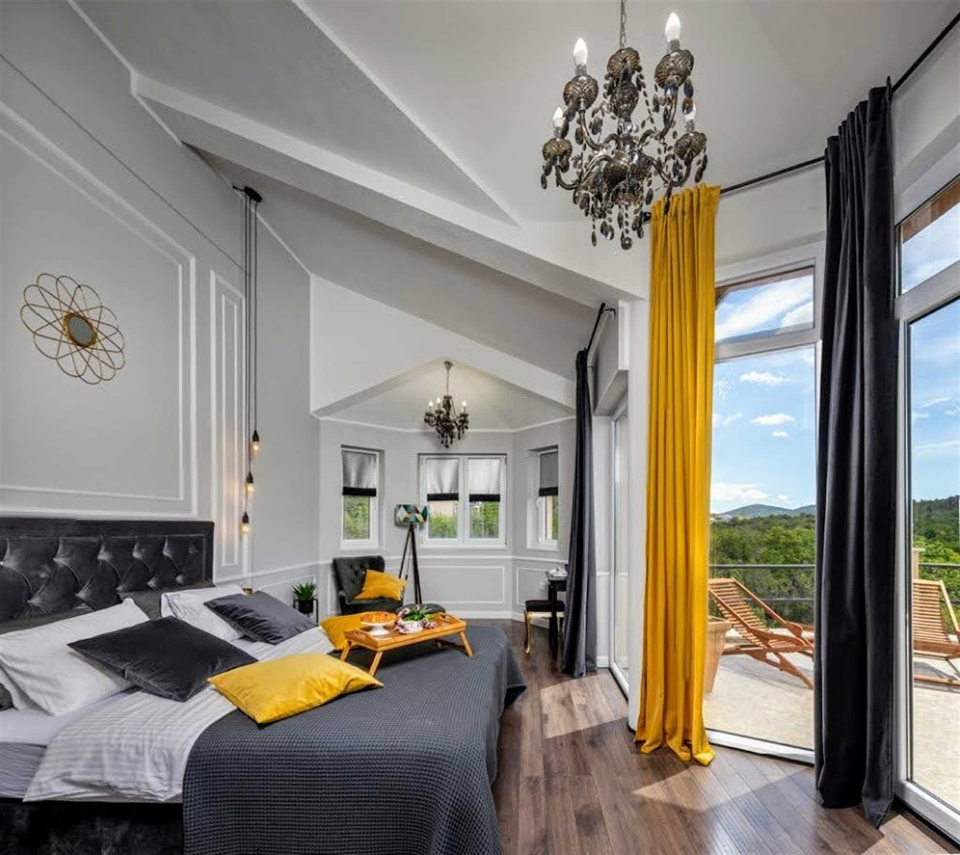 Luxury Villa Antoneta with Swimming Pool