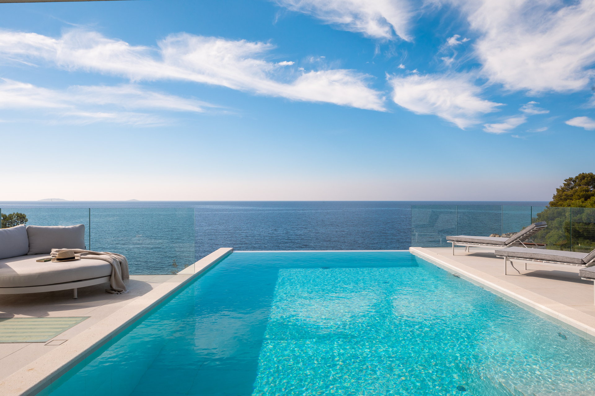 Villa Dream Pearl with Heated Pool