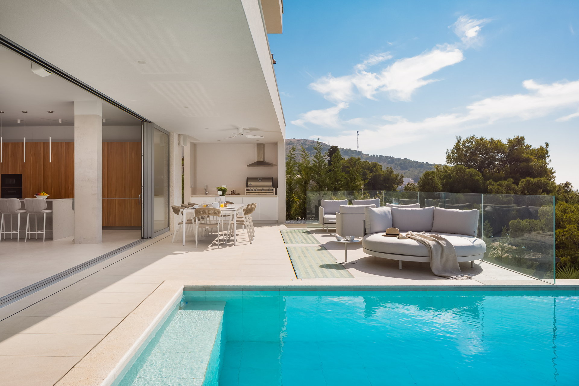 Villa Dream Pearl with Heated Pool
