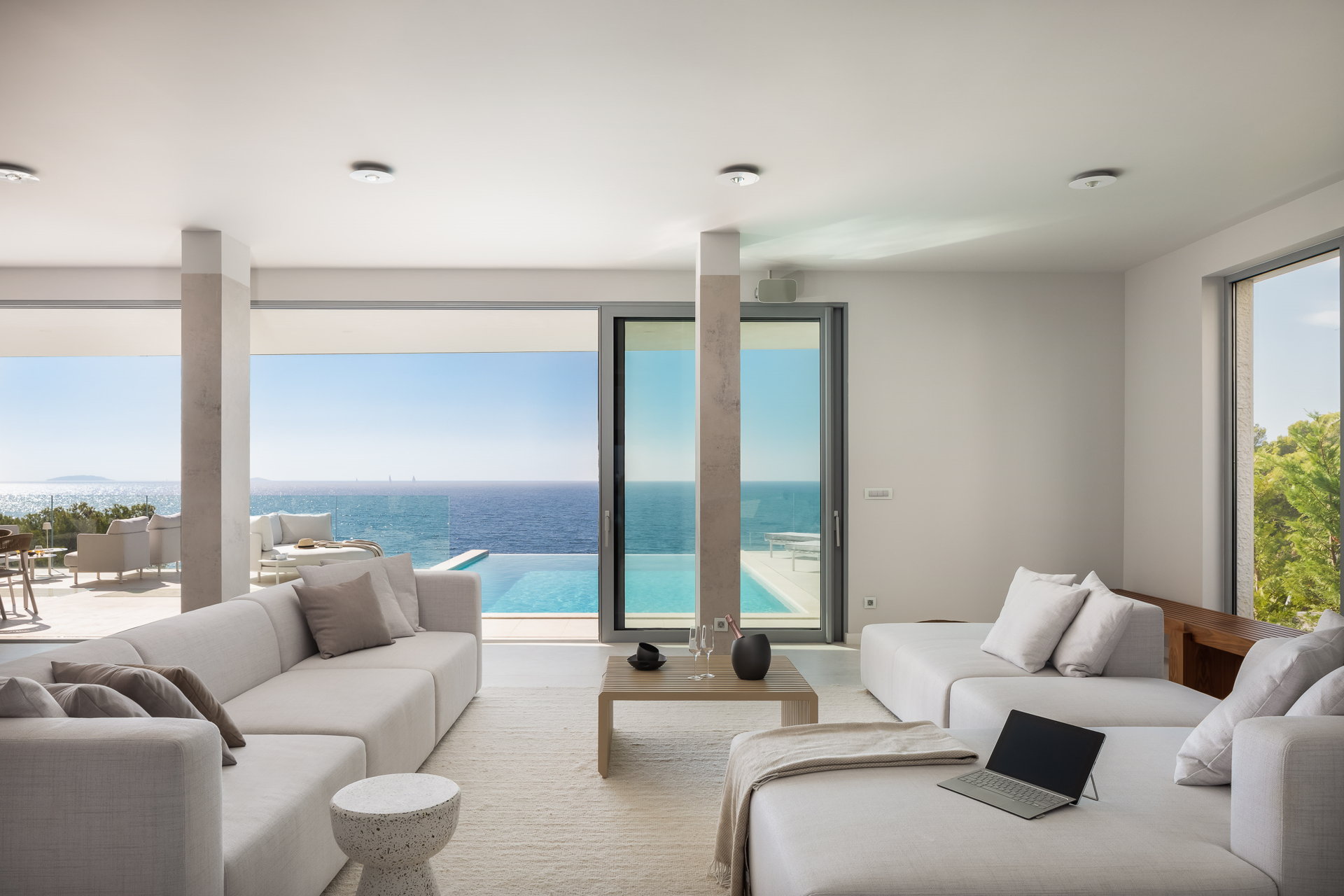 Villa Dream Pearl with Heated Pool