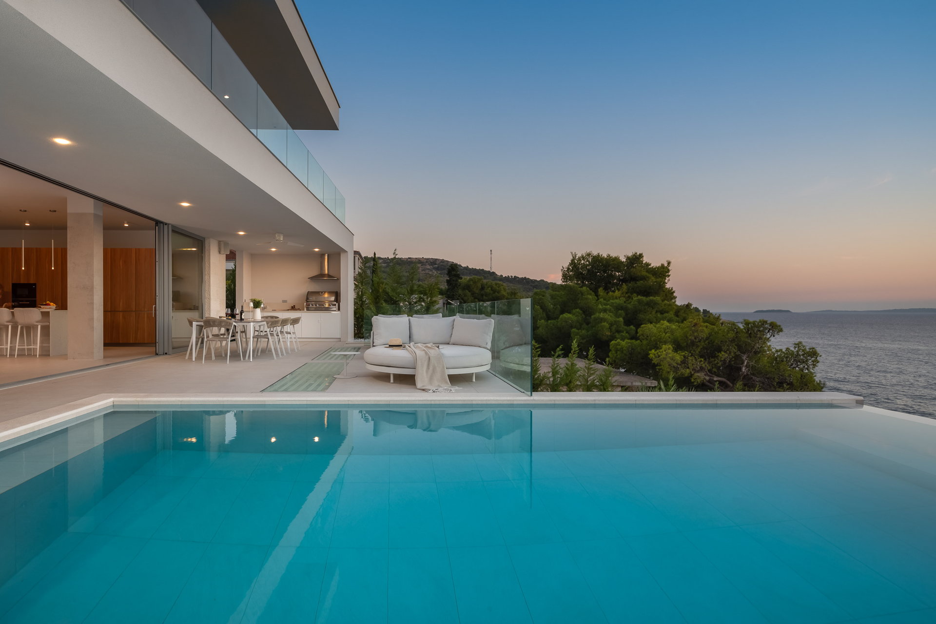 Villa Dream Pearl with Heated Pool