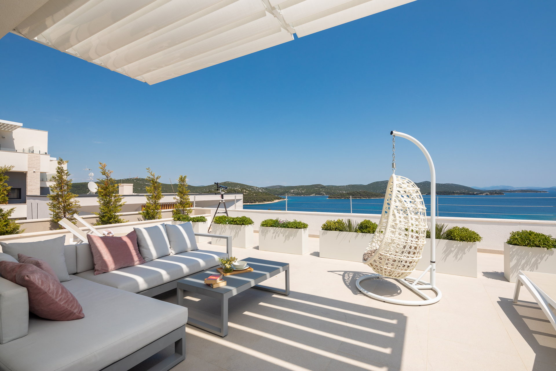 Luxury Villa Lynx with Pool