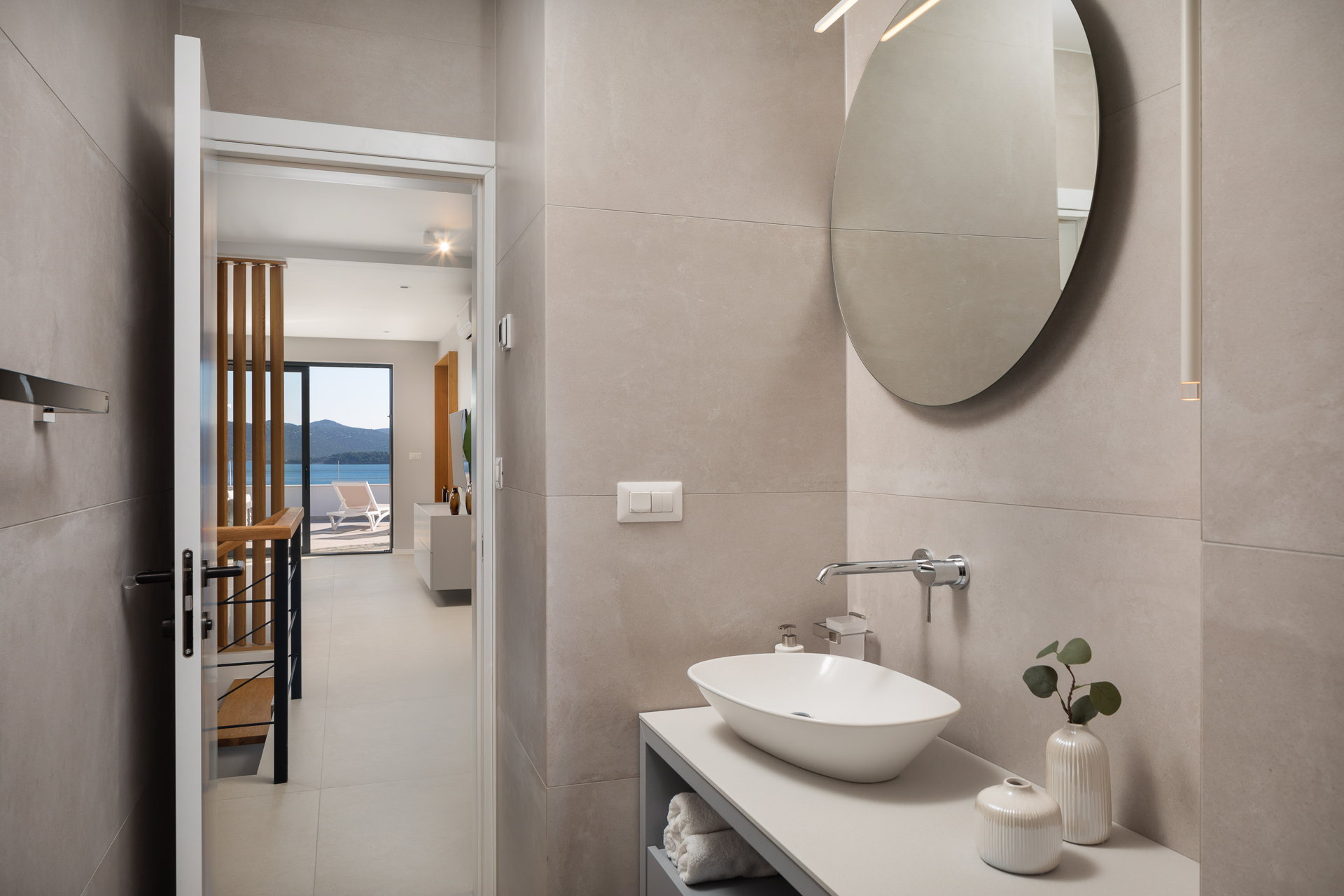 Luxury Villa Lynx with Pool