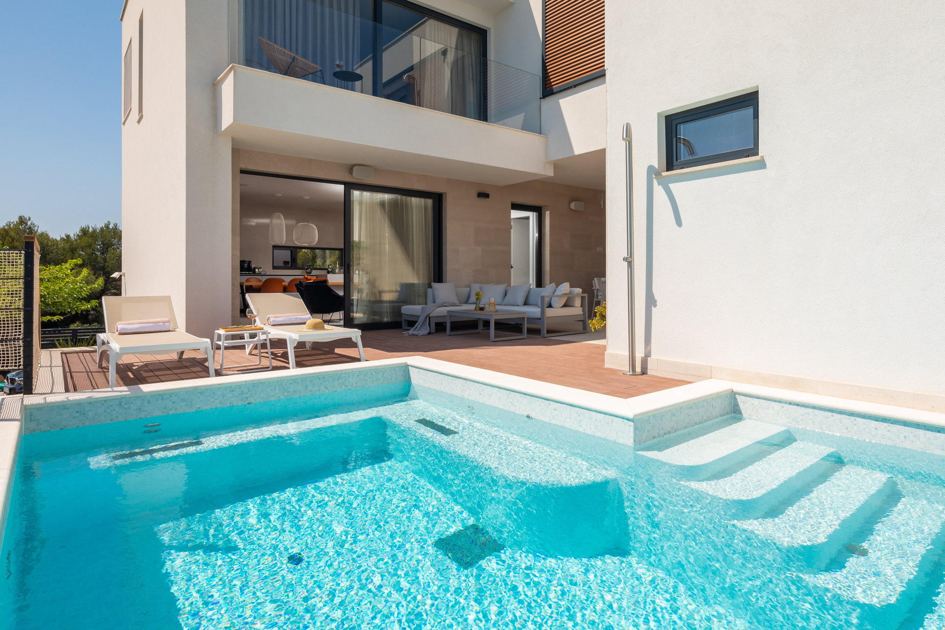 Luxury Villa Lynx with Pool