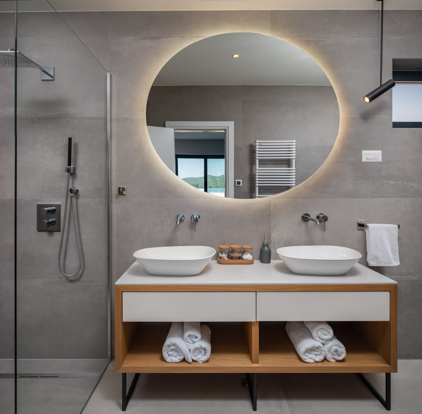 Luxury Villa Aquila with Pool