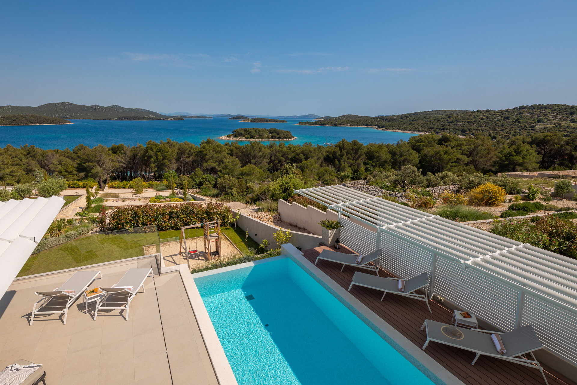 Luxury Villa Aquila with Pool